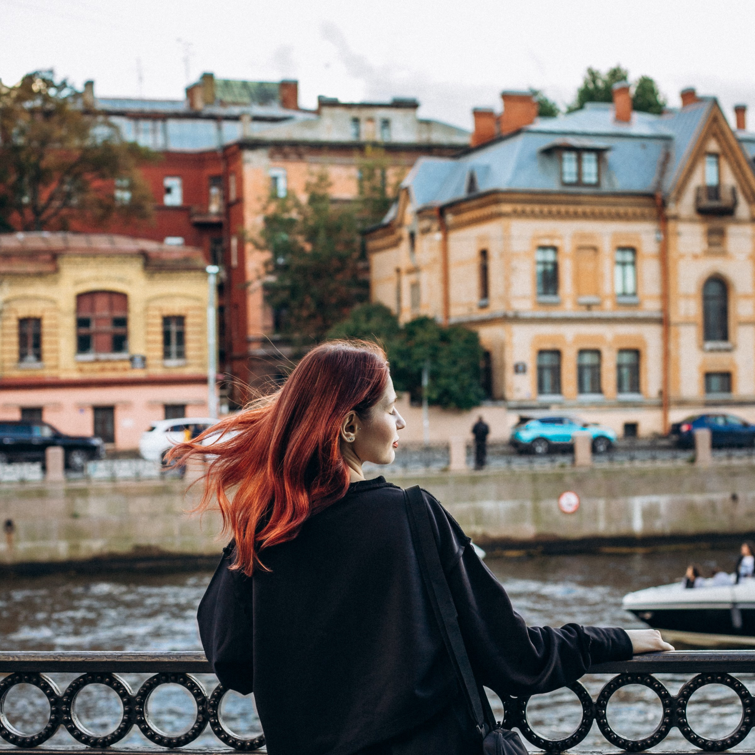 Людмила в сентябре. Фотопрогулка в Петербурге. Индивидуальный и семейный фотограф в Санкт-Петербурге