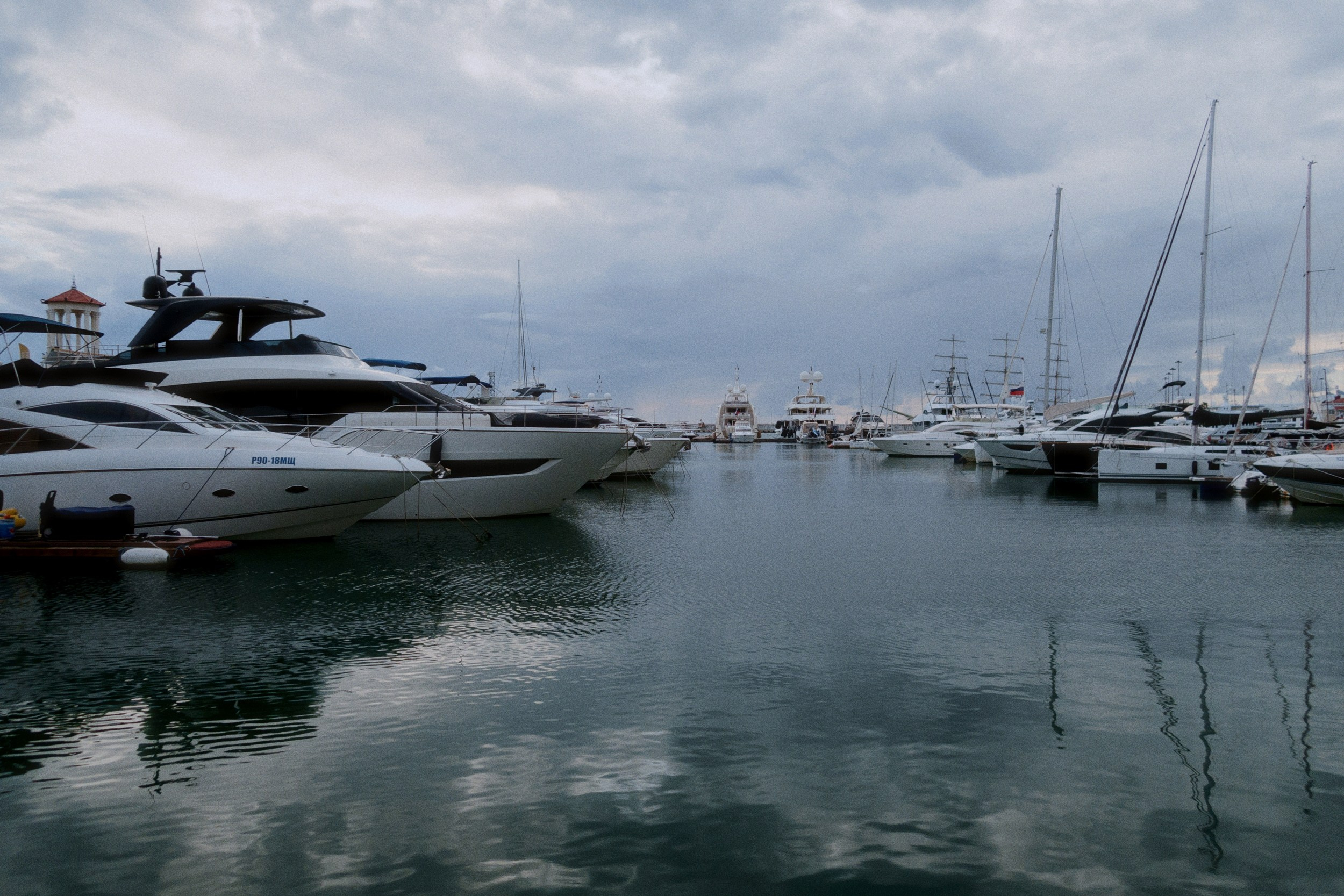 Sochi port (stratocumulus). Фотограф Юрин Евгений