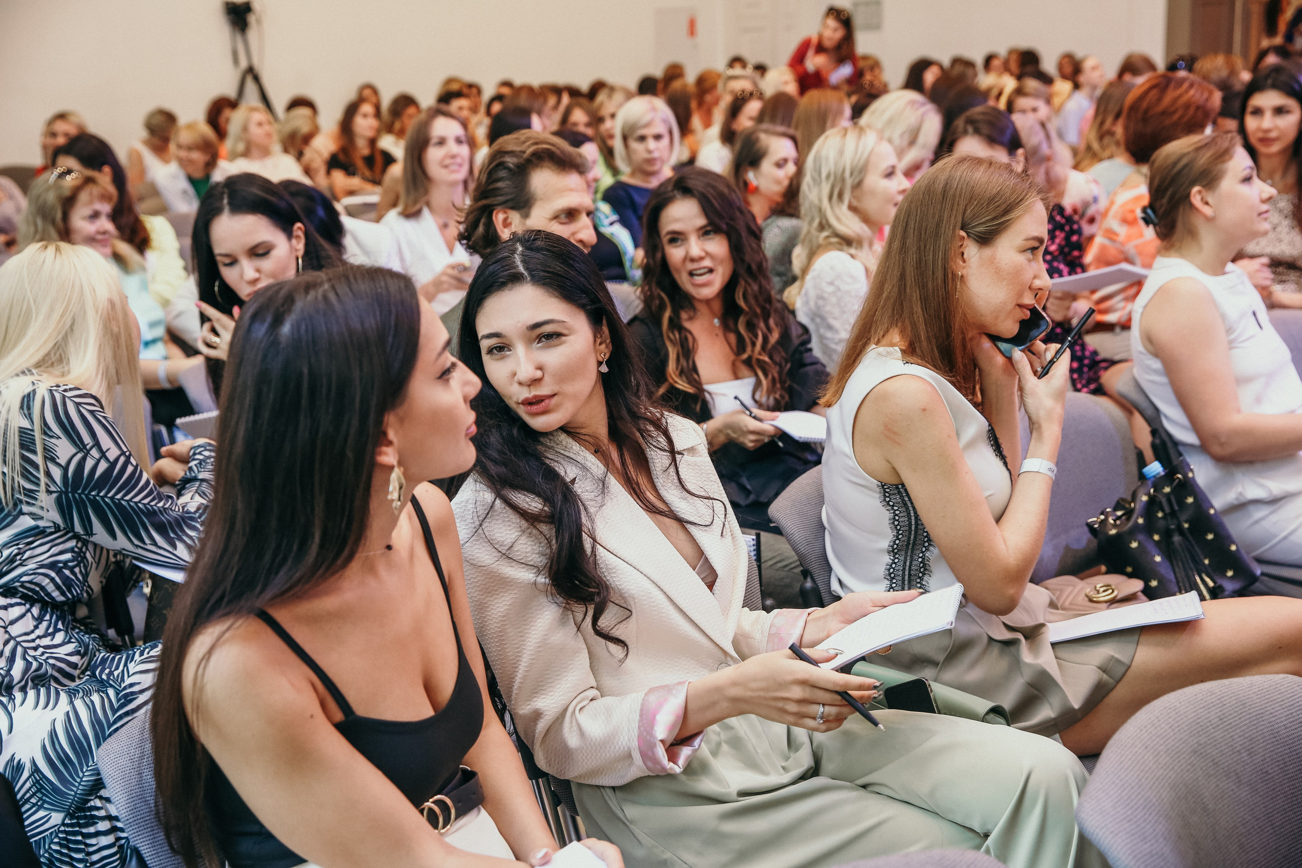 Тренинг Евгении Павловской. Фотограф и видеограф Анна Домашенко