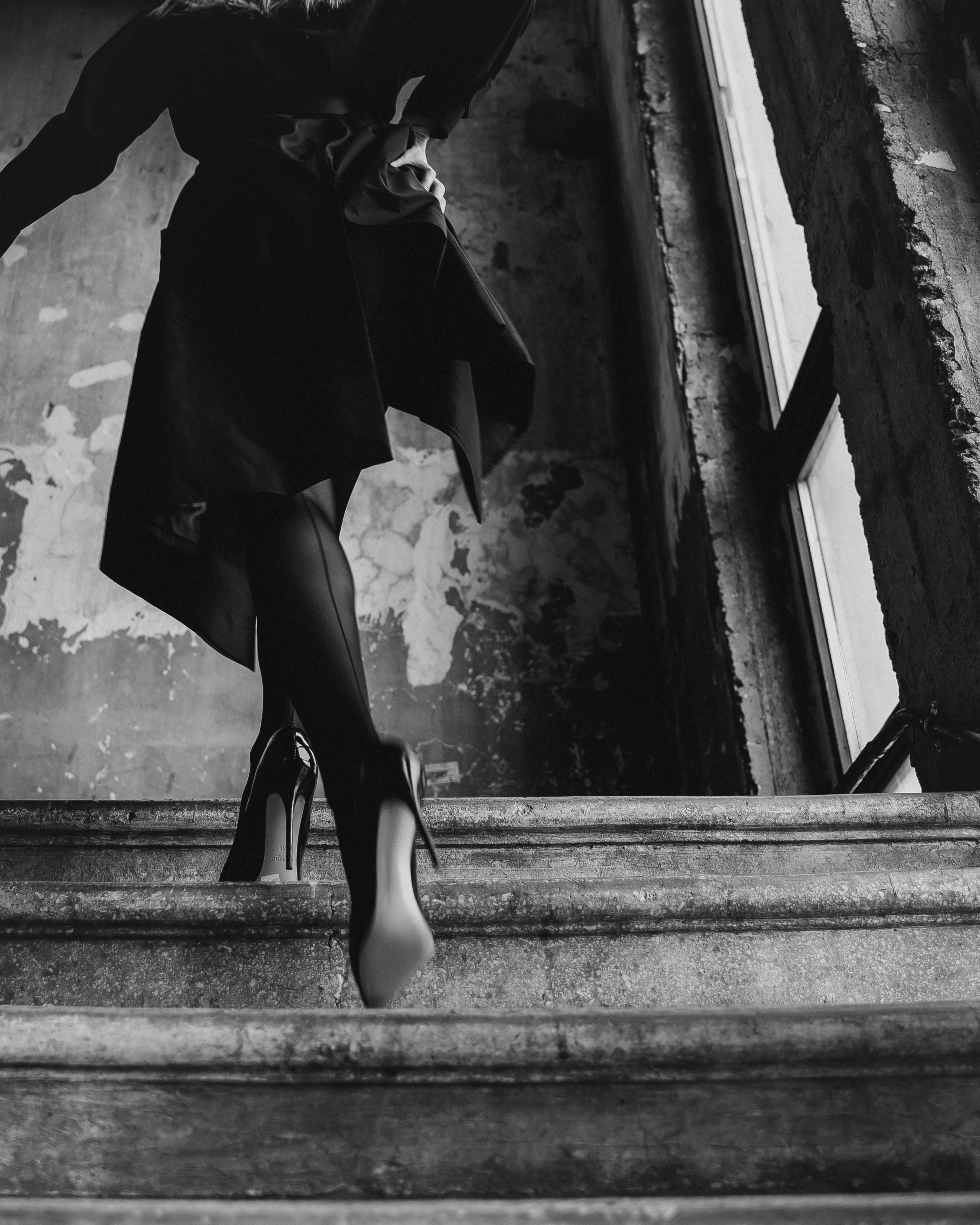 На лестнице. Творческий фотограф взрослых и детей в Москве Анна Блифернец