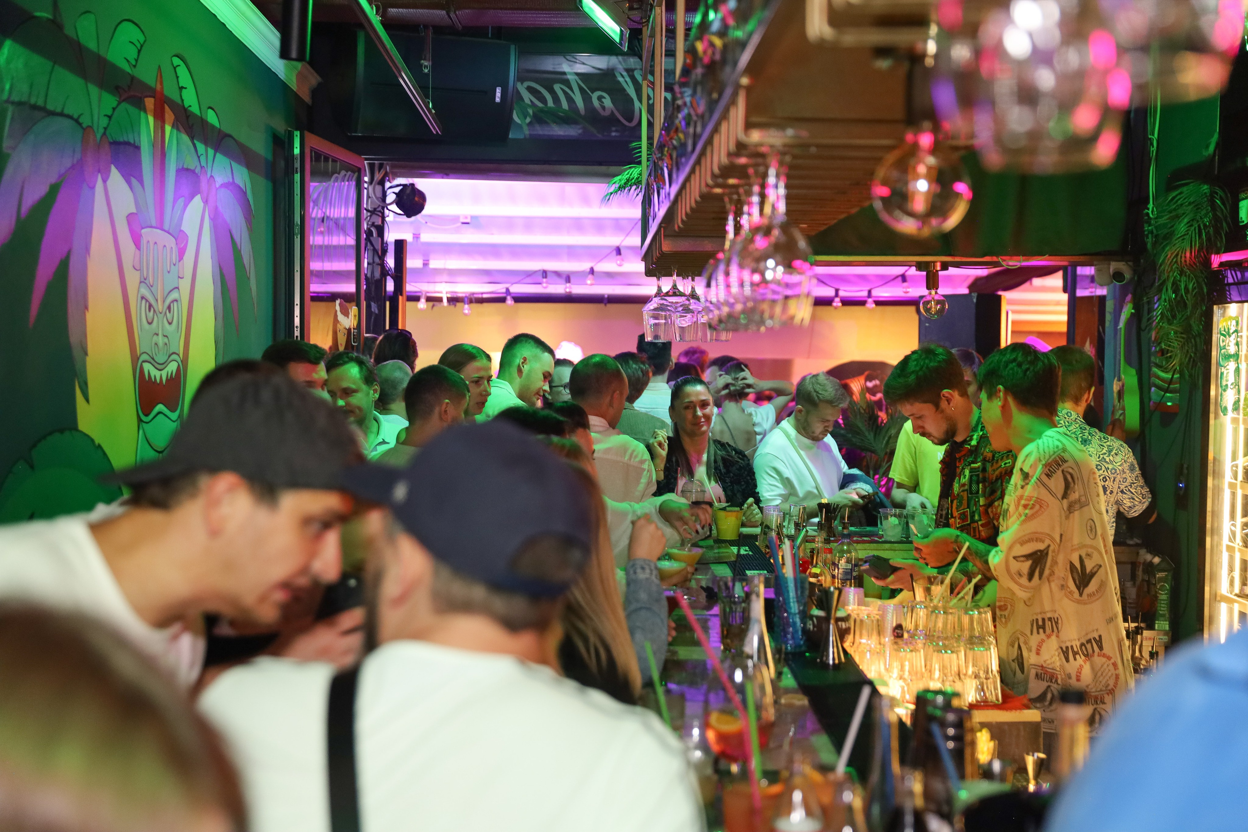 Вечеринки ALOHA BAR. Фотограф мероприятий Ирина Каширина