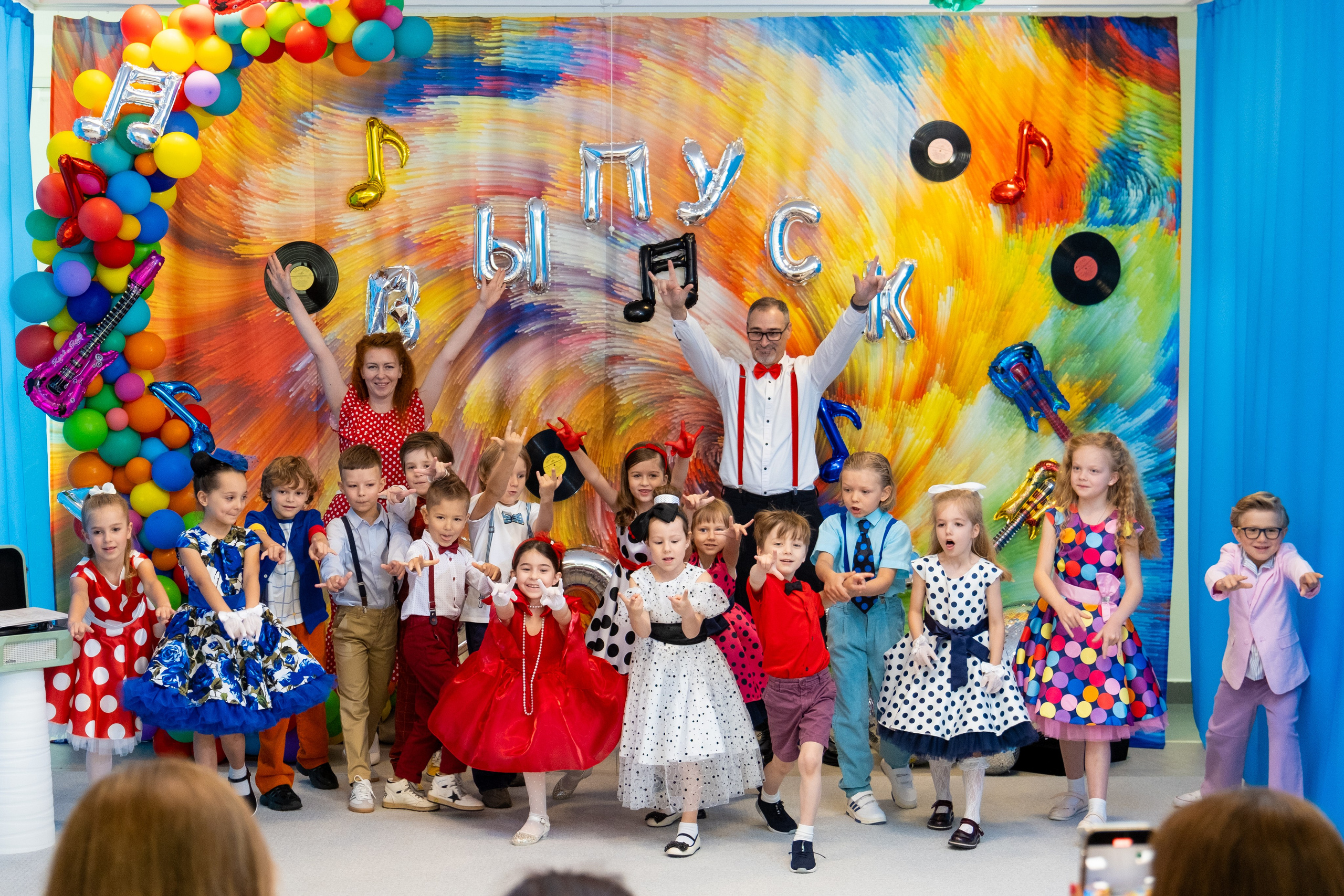 Выпускной. Профессиональный фотограф в Москве и Одинцово Родика Архип