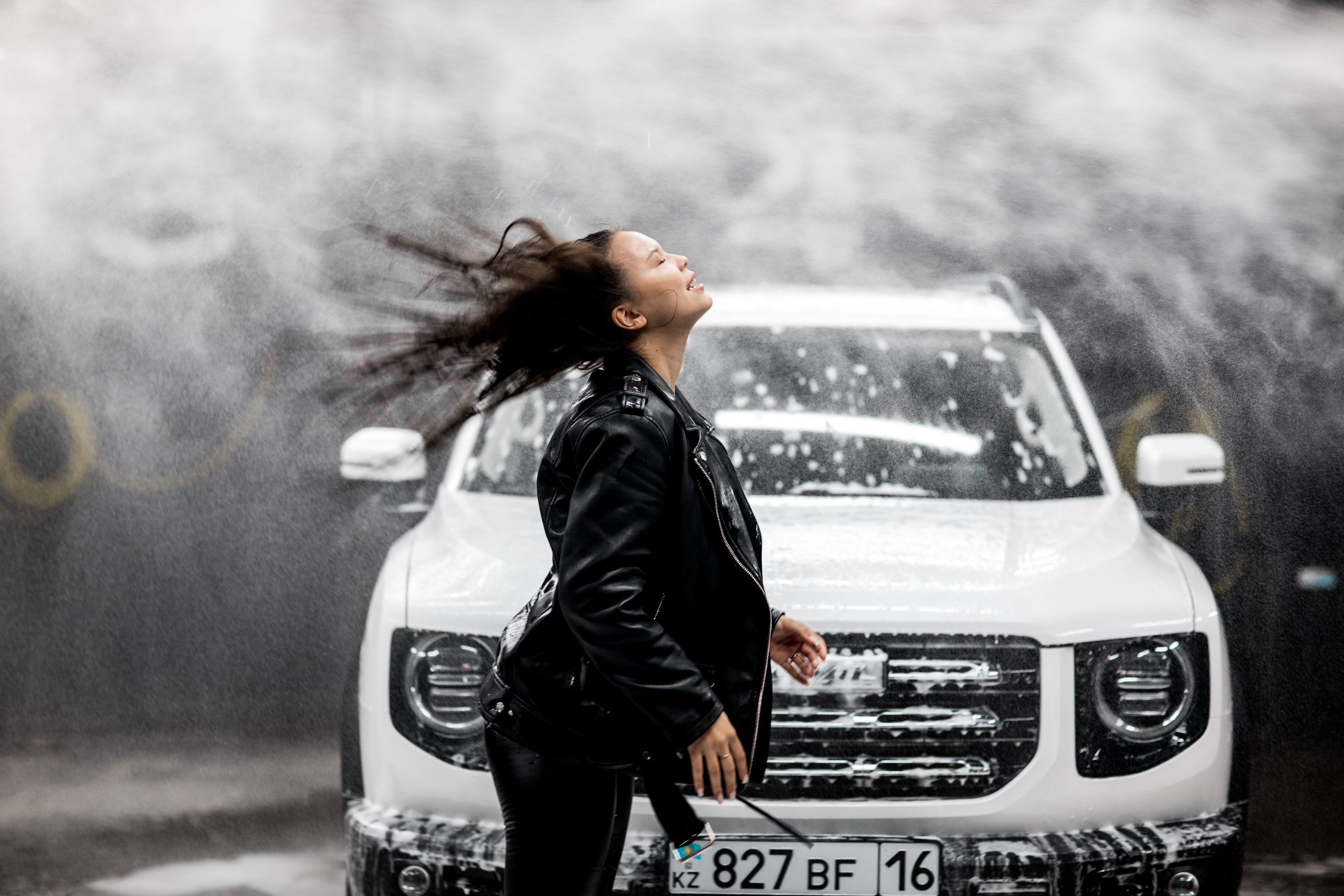 Love story Auto. Женский и семейный Фотограф В Усть-Каменогорске Юлия Журавлева