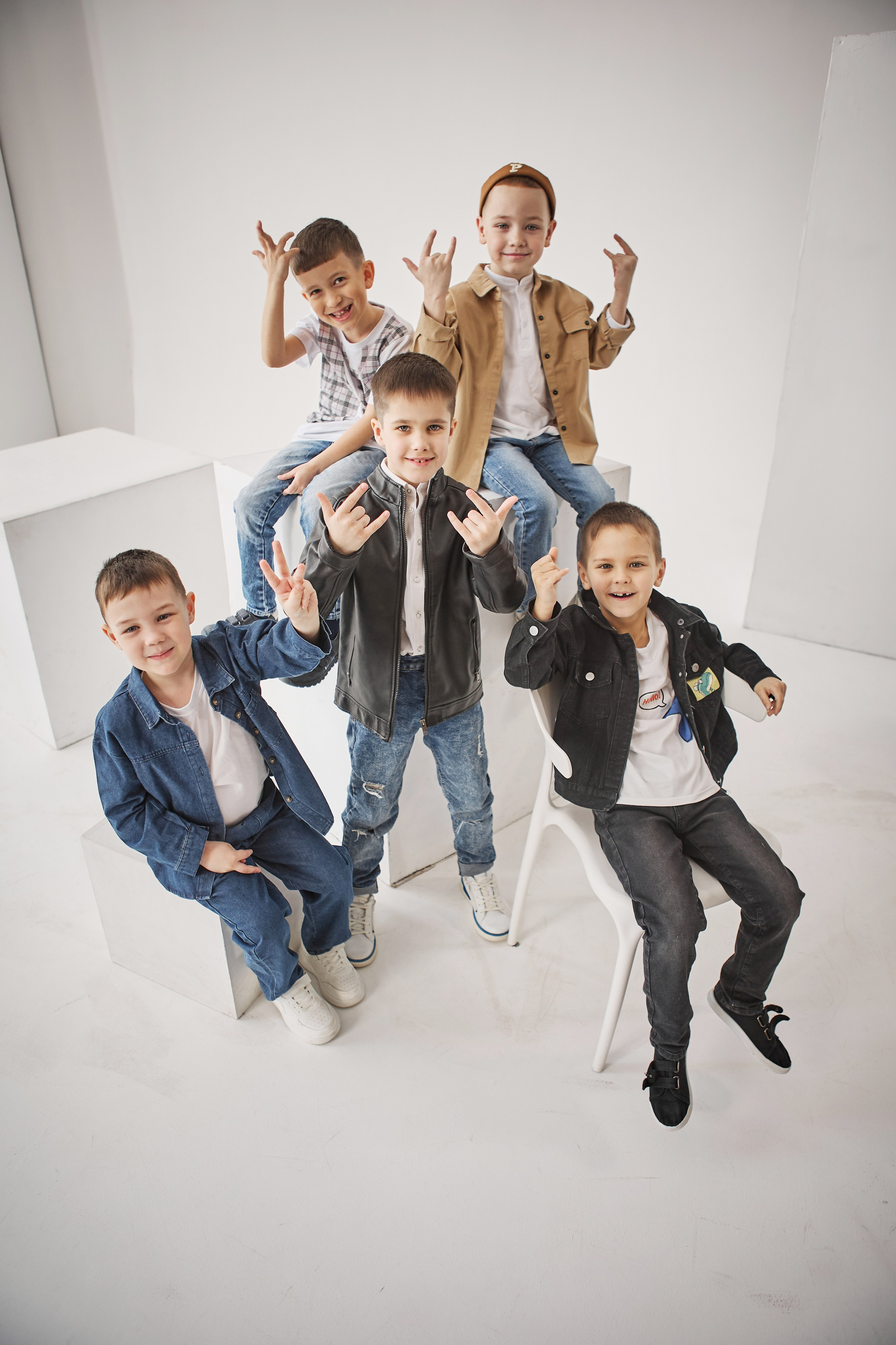 Групповые. Выпускные альбомы в городе Курган для всех