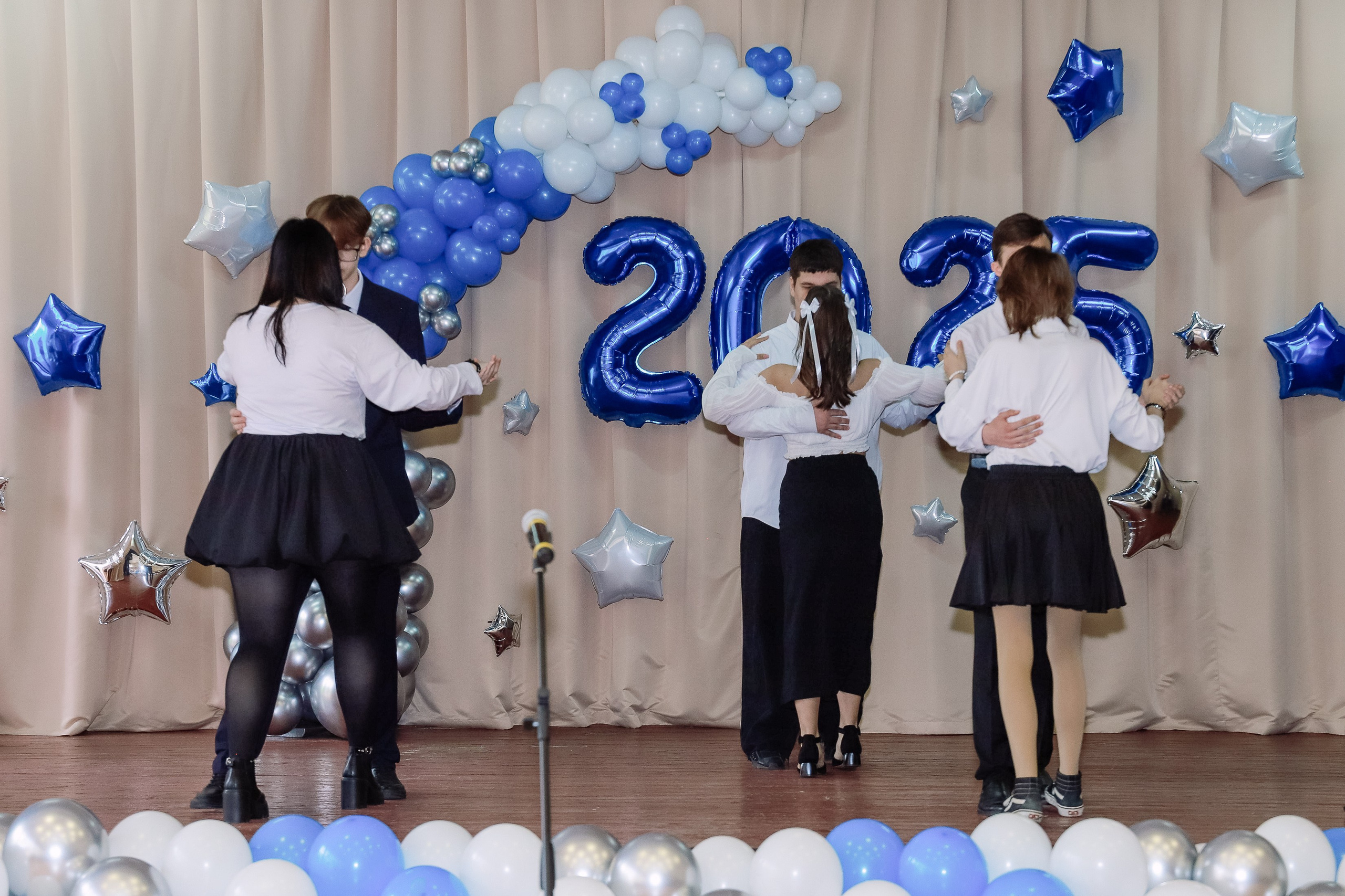 Последний звонок 9 кл № 26. Фотограф Юлия Мальцева
