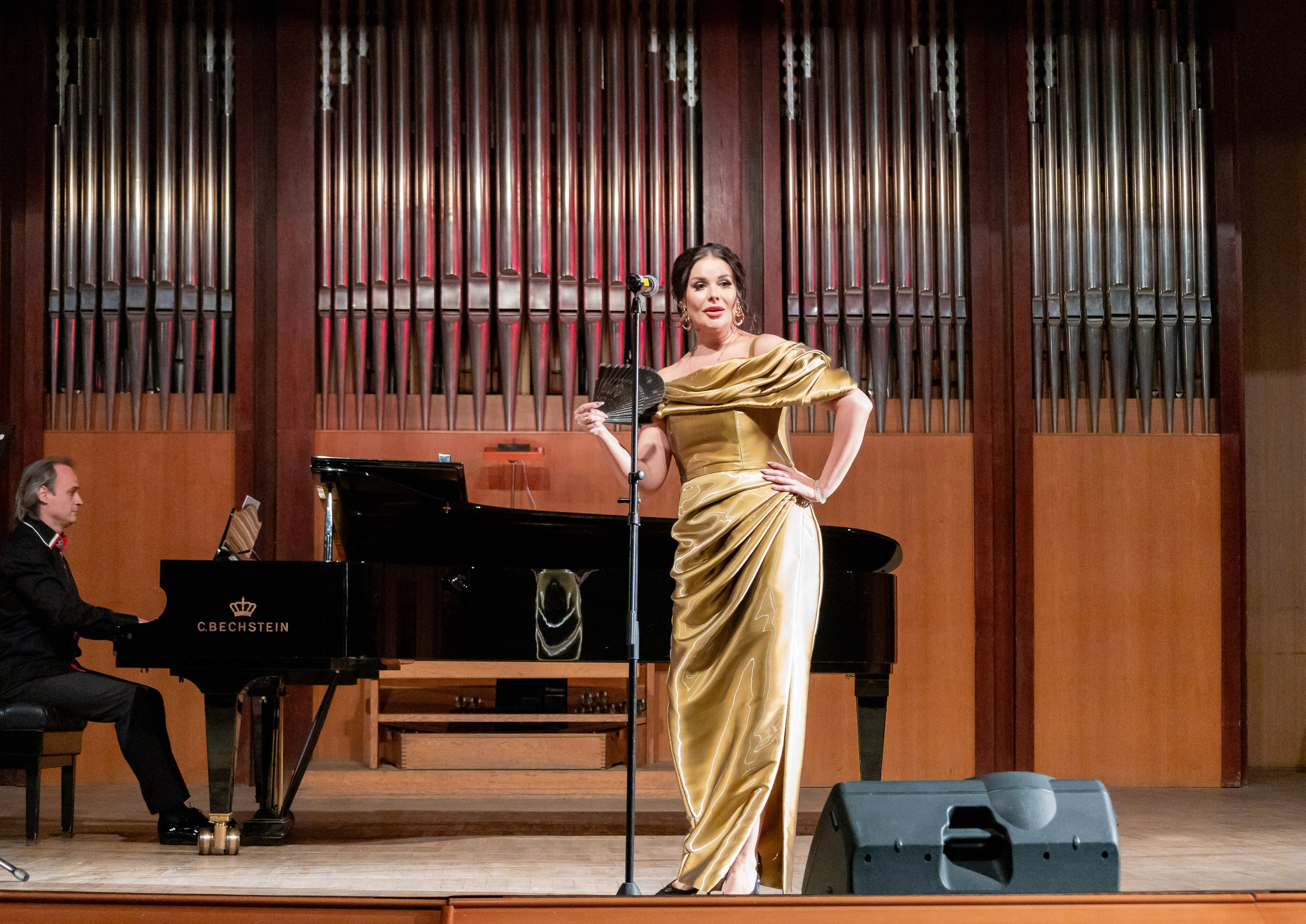 Оксана Фёдорова оперетта. Семейный и Свадебный фотограф в Сочи