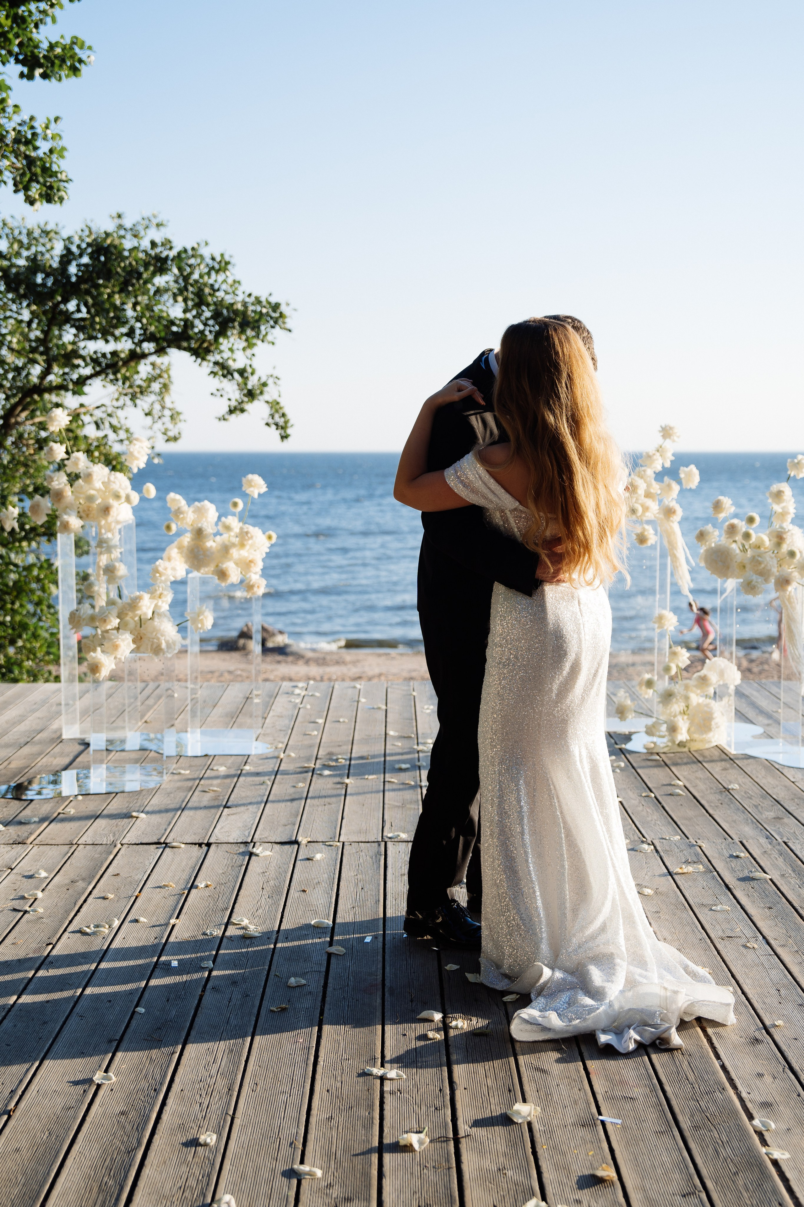 Свадьба в русской рыбалке. Свадебный фотограф организатор в Санкт-Петербурге Ассоль Опарина