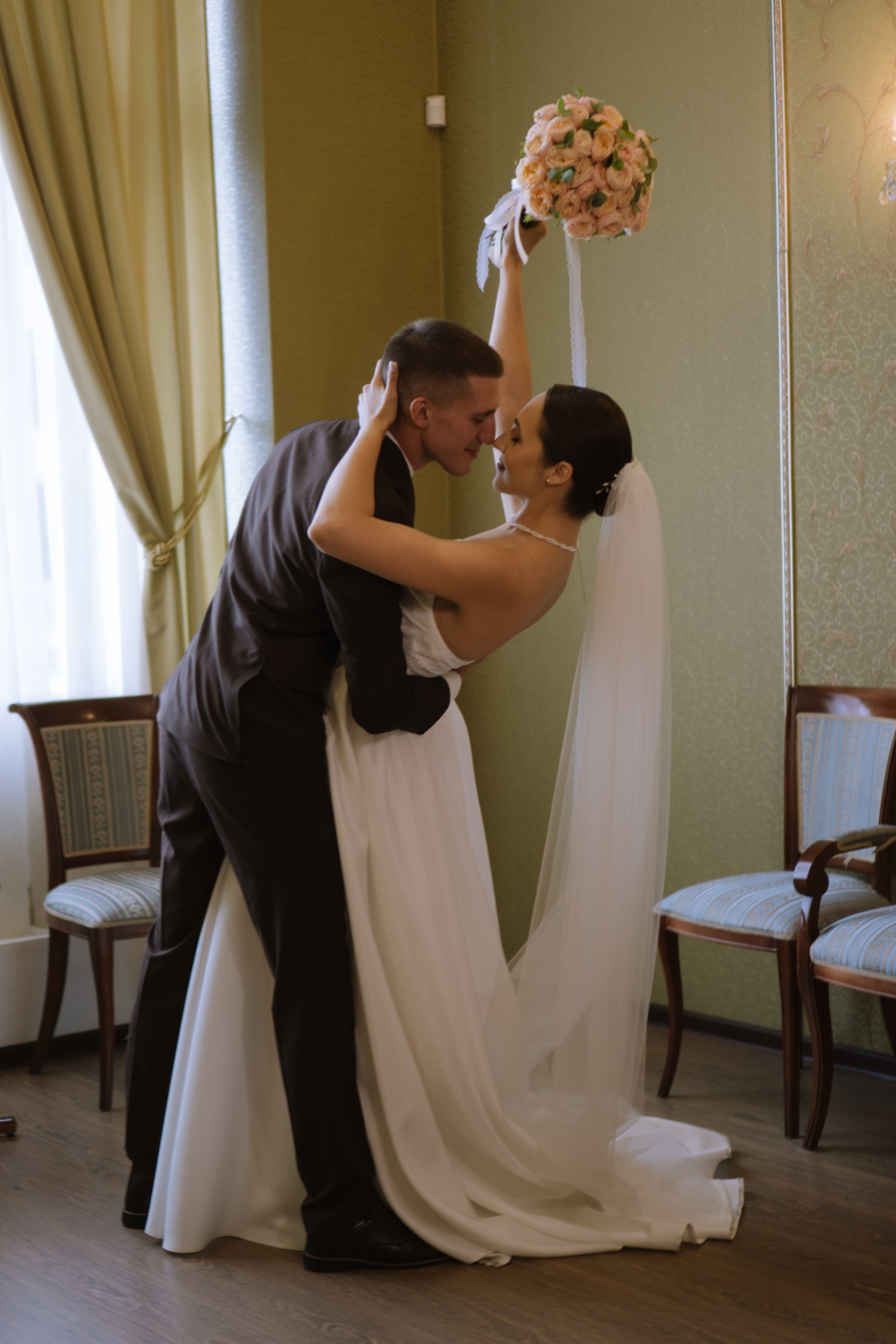 РЕПОРТАЖНАЯ СЬЕМКА В ЗАГСЕ. Профессиональный фотограф, Санкт-Петербург — Виктория Богомолова