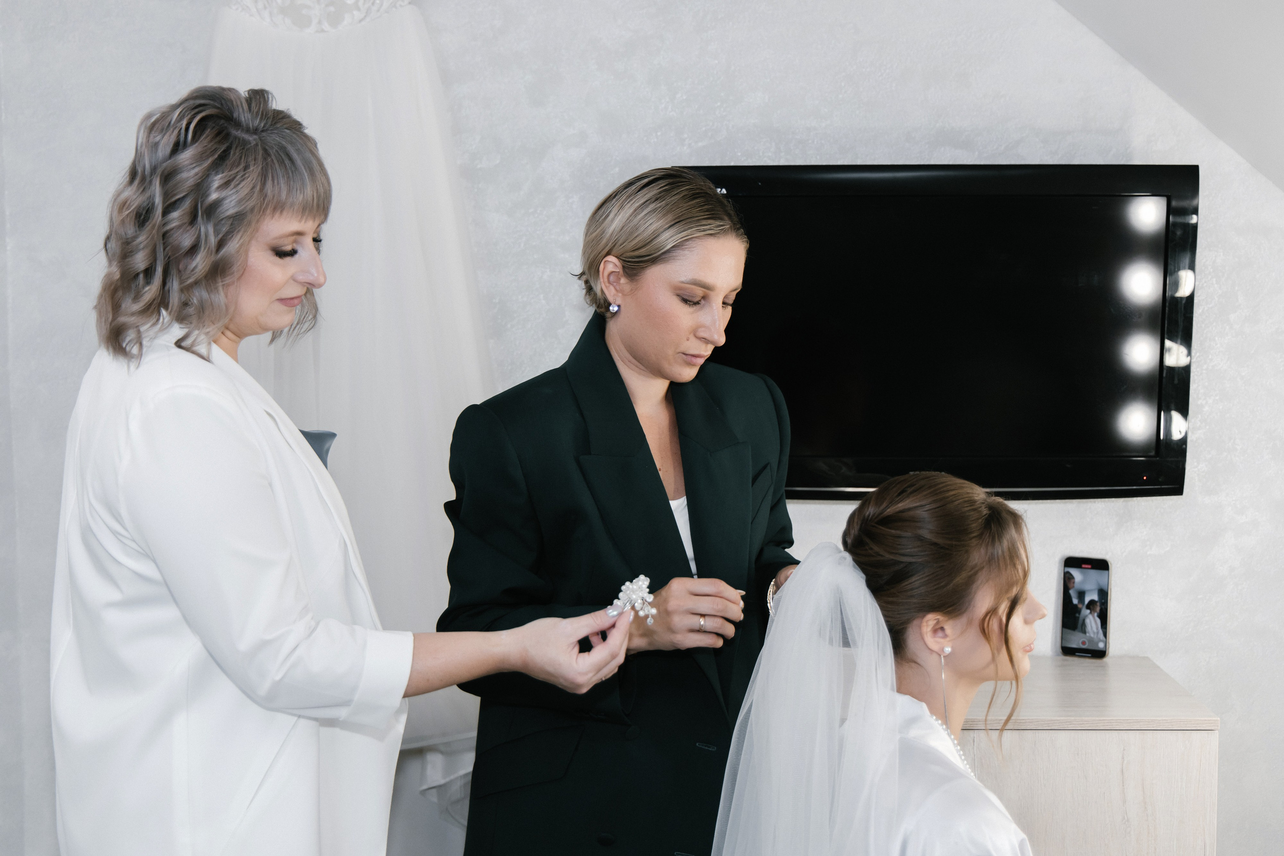 Ксения и Антон (полный день). Фотограф в Барнауле Юлия Садвокасова