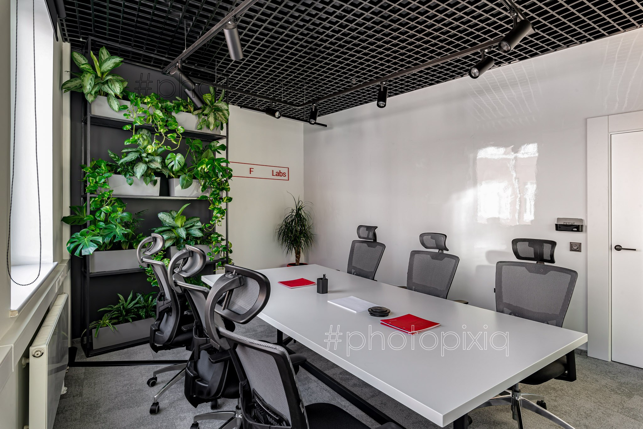 Интерьерная съёмка офиса компании HFLabs для сайта. Интерьерная съёмка и виртуальные туры — Интерьерный фотограф Кузнецов Сергей (photopixiq)