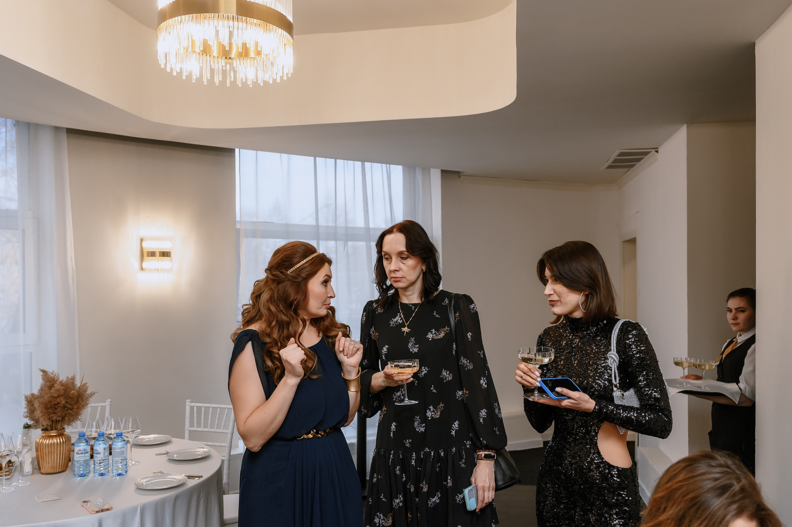 Поэтический вечер Ольги Любимовой. Свадебный и просто хороший фотограф в Челябинске