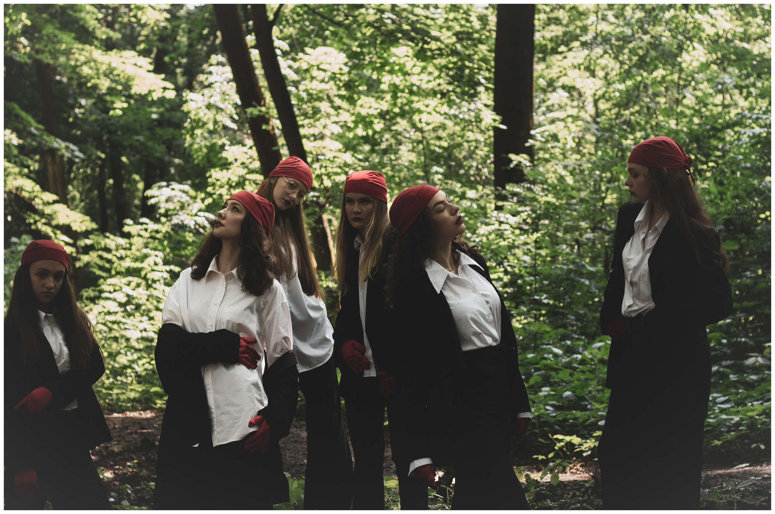 Коллектив TODES. Портретный фотограф в Орле. Готовые фото за 3 дня! Помощь в позировании. Советы по организации