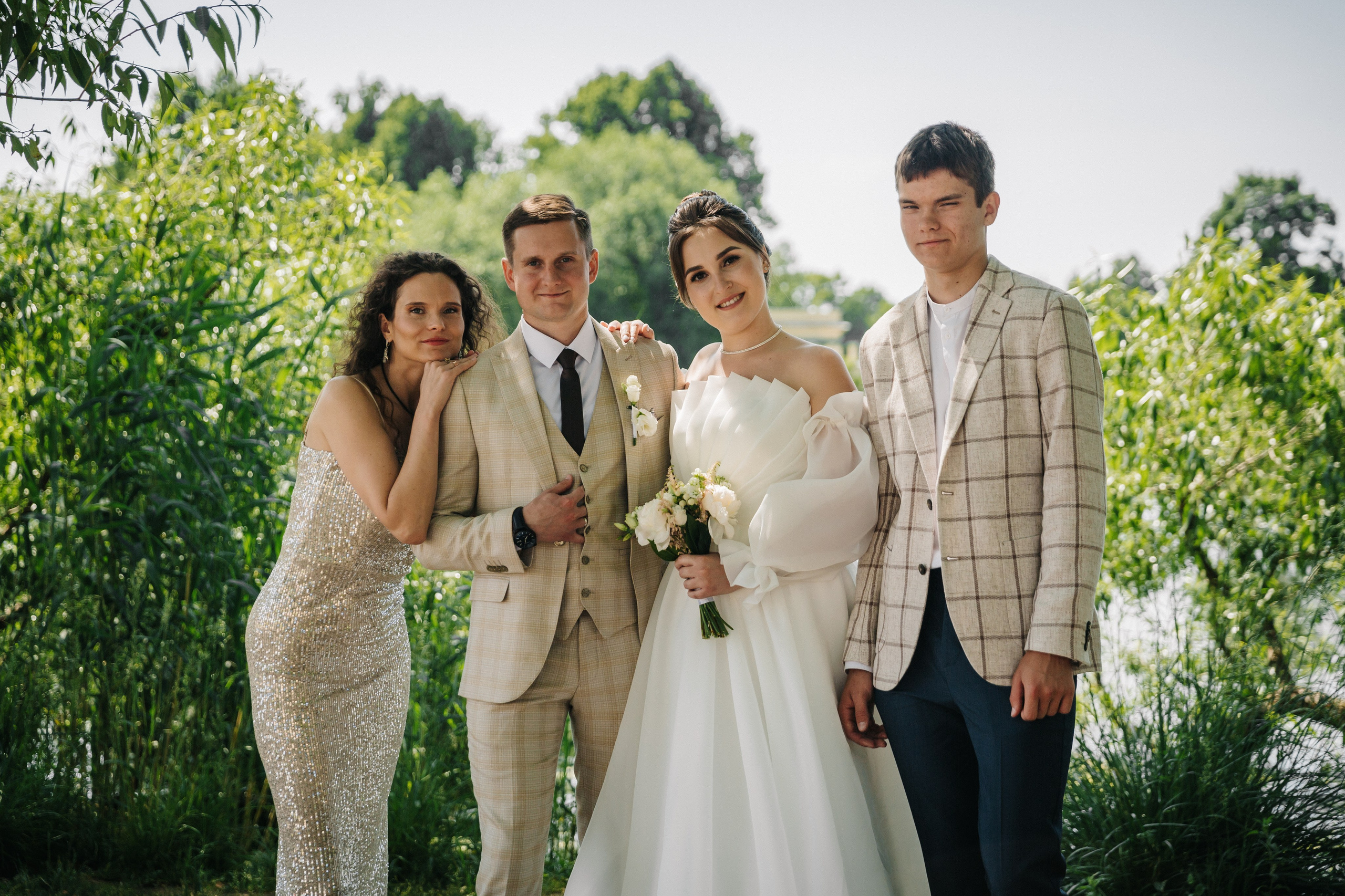 ДВОРЕЦ № 4 Петергоф | Июль, Нижний парк. Свадебный фотограф в Санкт-Петербурге Полина Корзухина