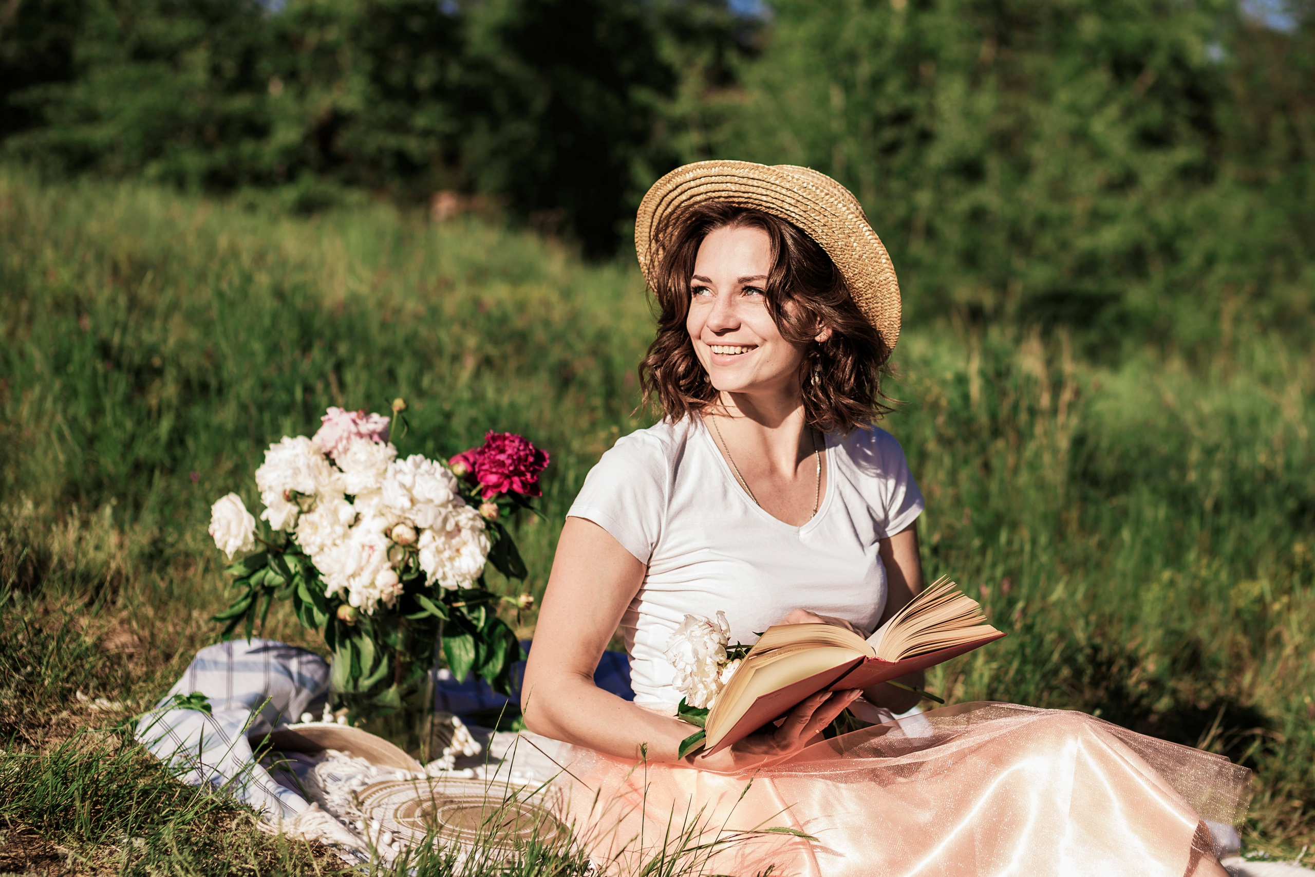 Фотосессия с пионами. Семейный фотограф в Саратове