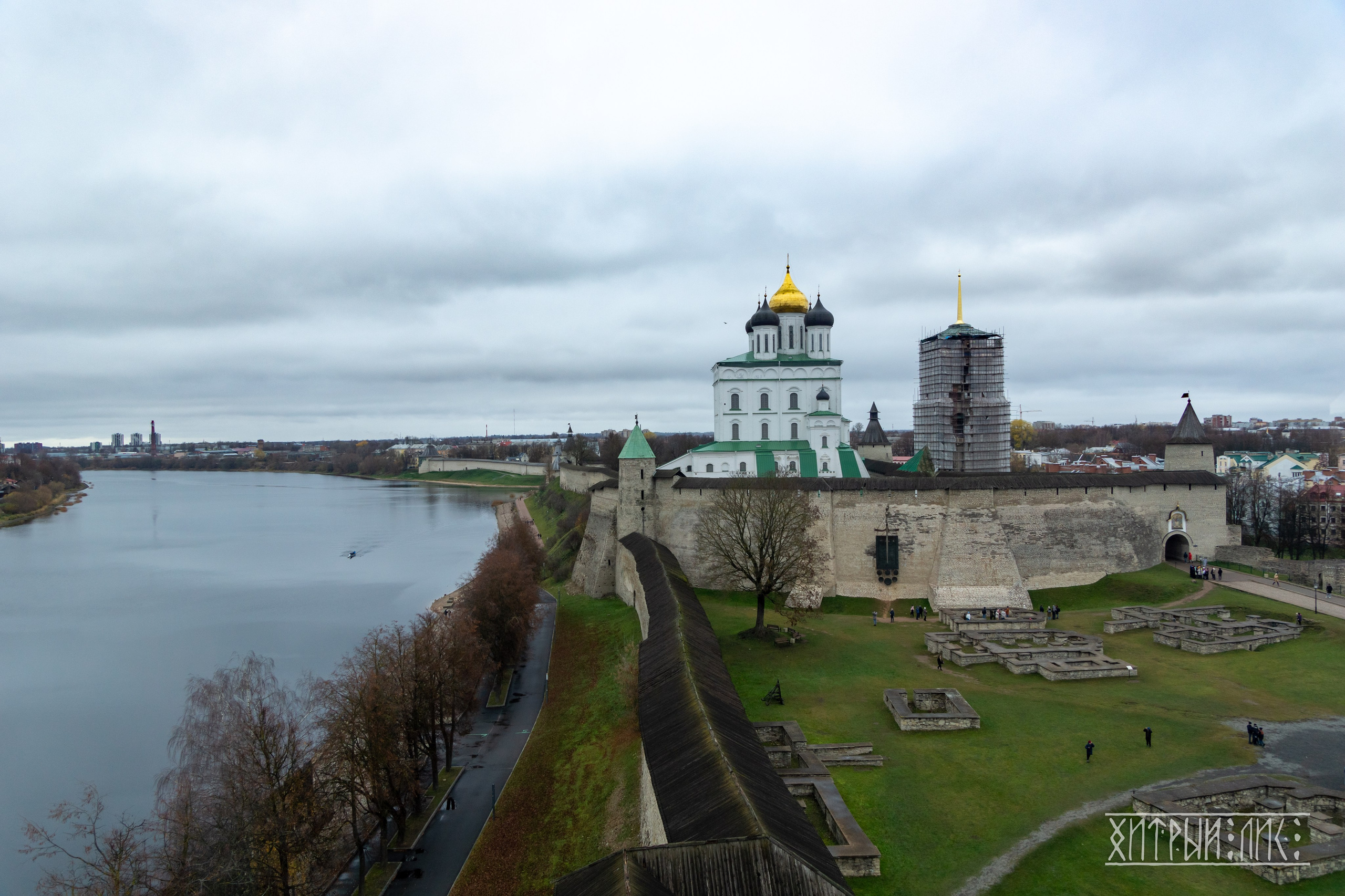 Изборск- Печоры-Псков-Новгород-Торжок. Фотограф-путешественник Самойлов Максим «Sly Fox»