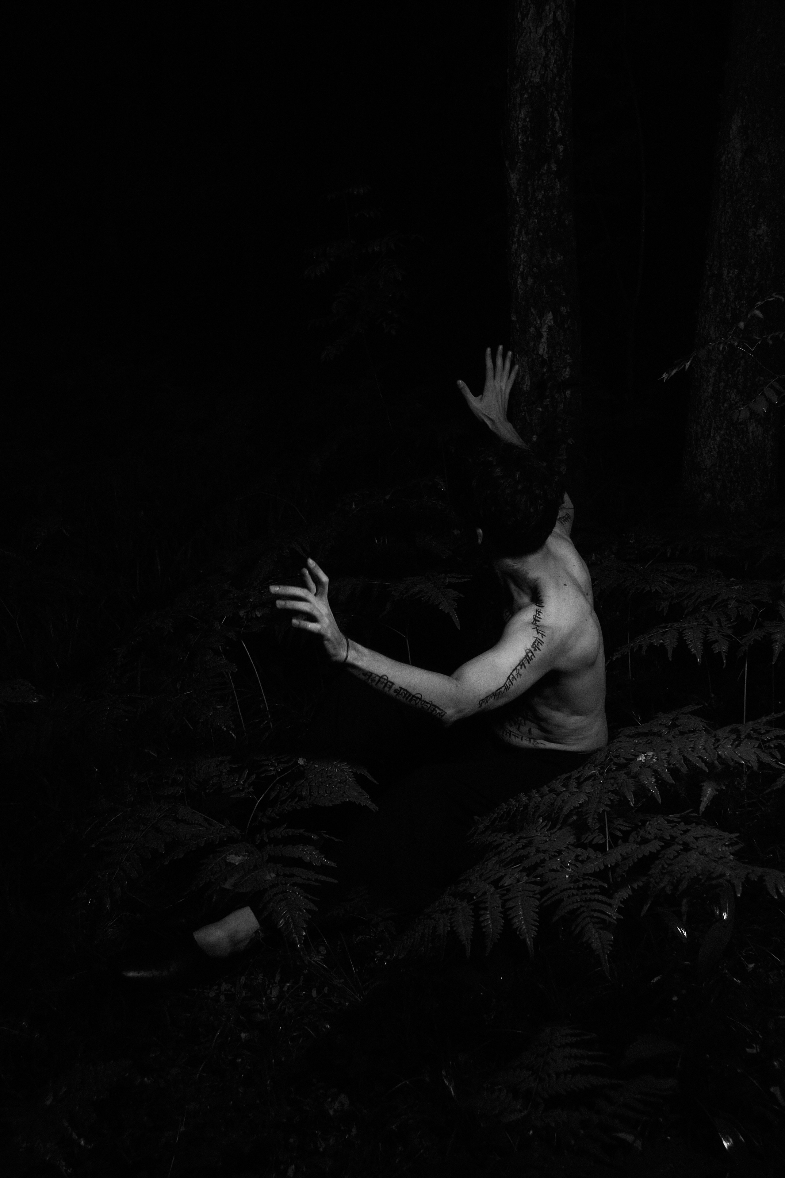 The body as broken manuscript. Фотограф Елизавета Маслова. Москва. Art, Fashion