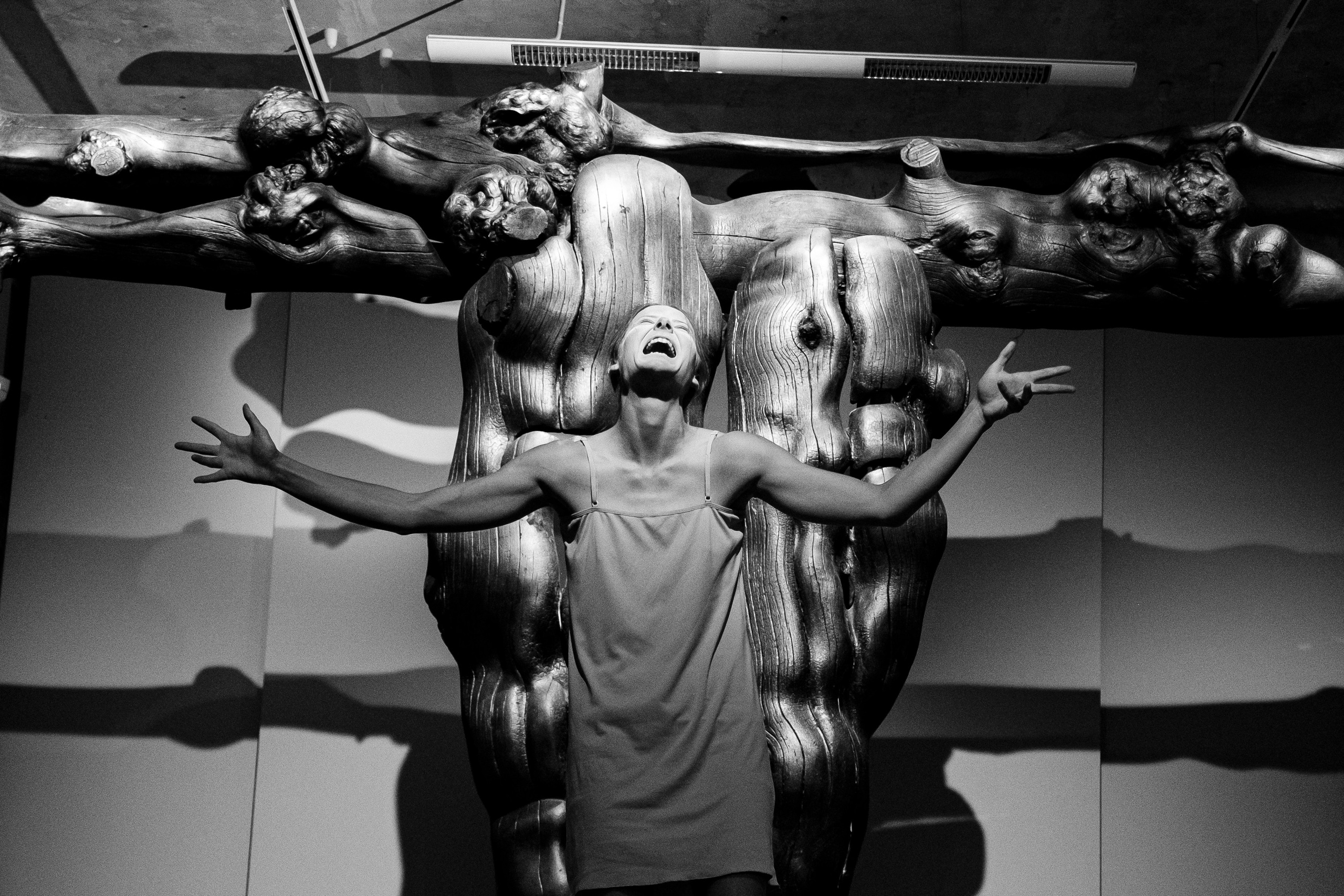 Перформанс в галерее. Фотограф в Иркутске Анна Мирошникова