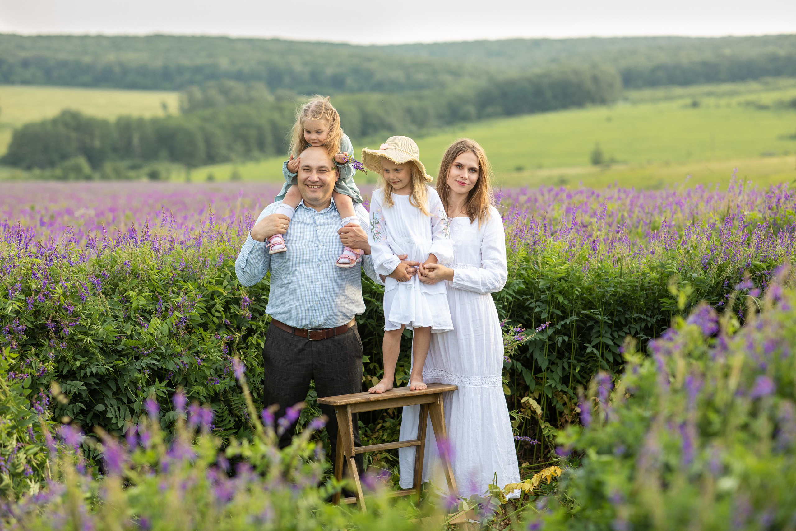 Фотопрогулка для семьи Сергея и Кати. Женский семейный фотограф Тула Москва Захарова Анна