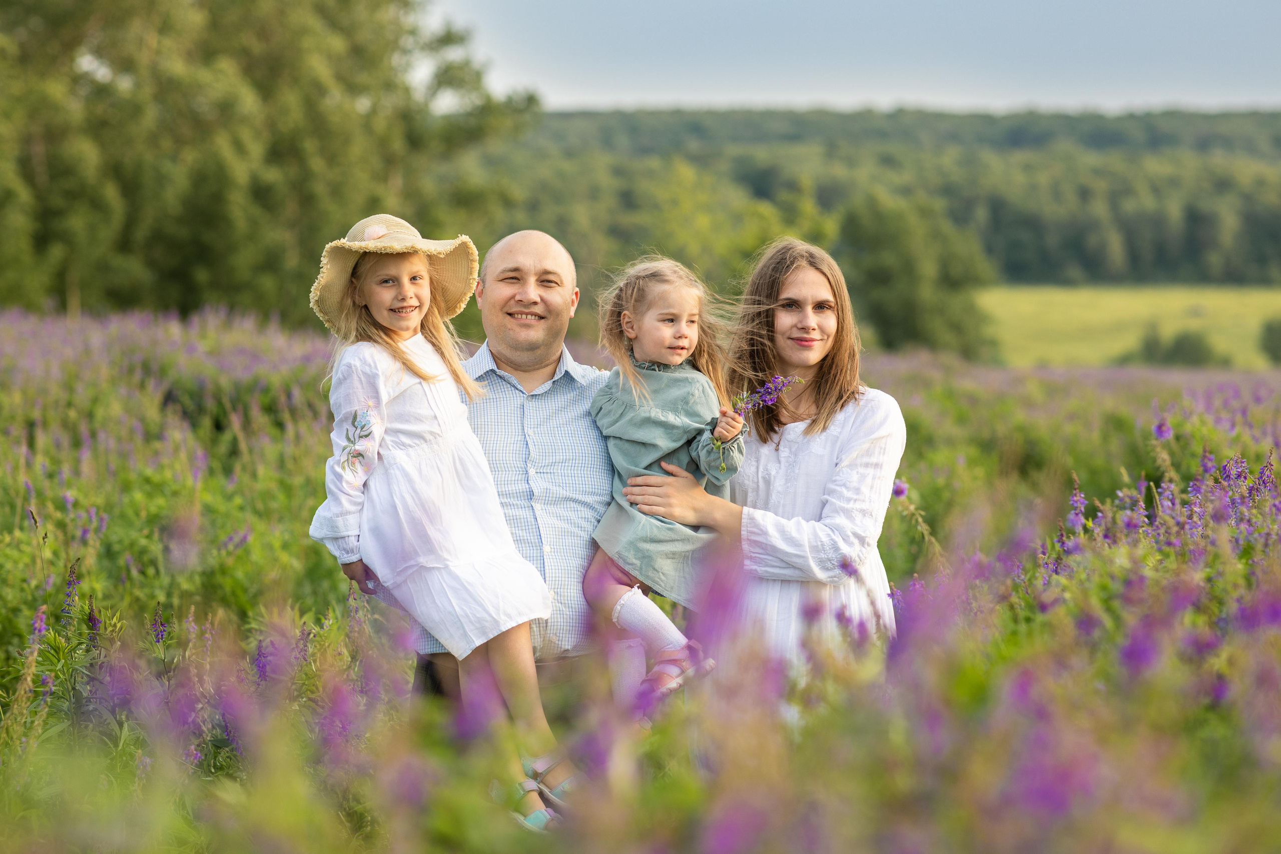 Фотопрогулка для семьи Сергея и Кати. Женский семейный фотограф Тула Москва Захарова Анна