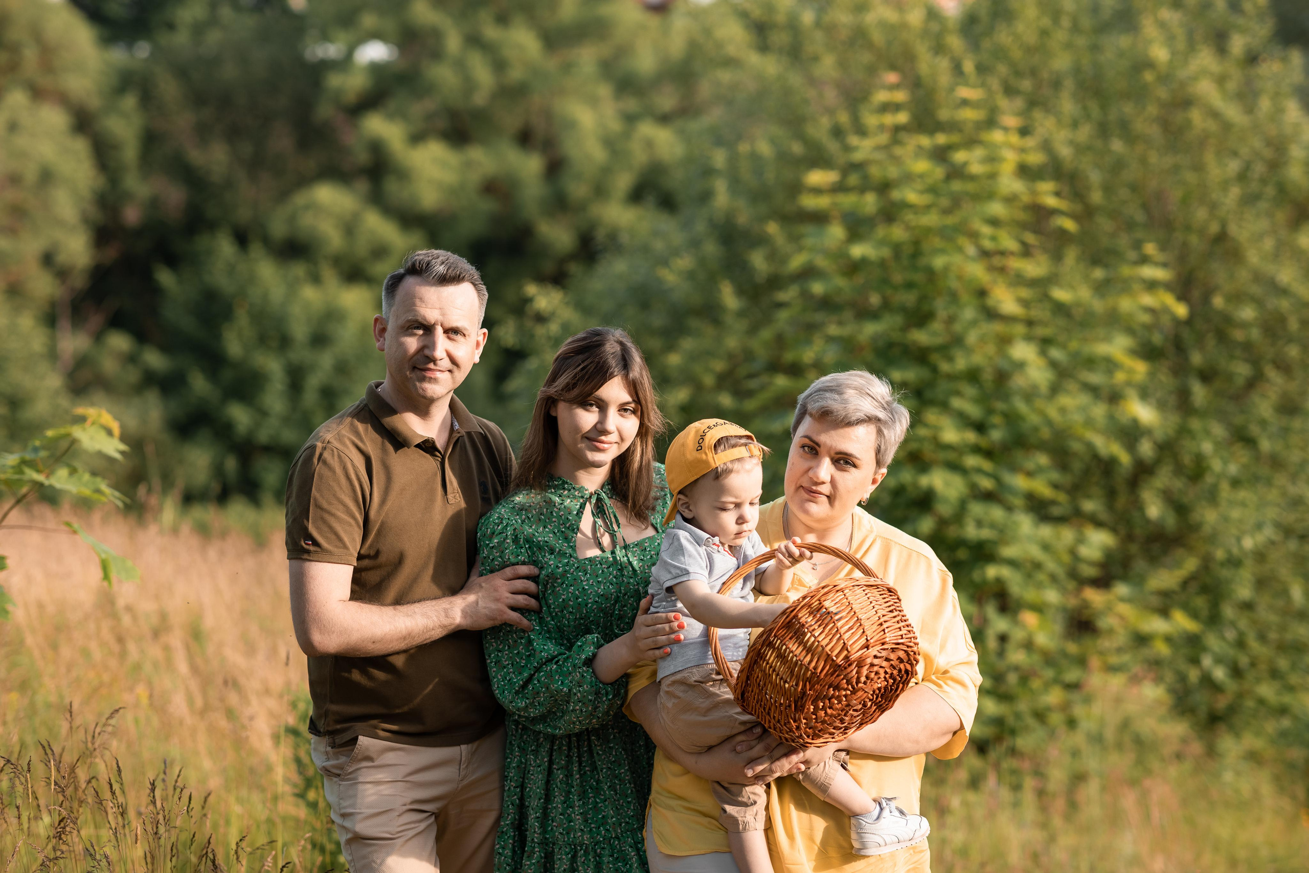 Фотопрогулка для семьи Екатерины и Дмитрия. Женский семейный фотограф Тула Москва Захарова Анна