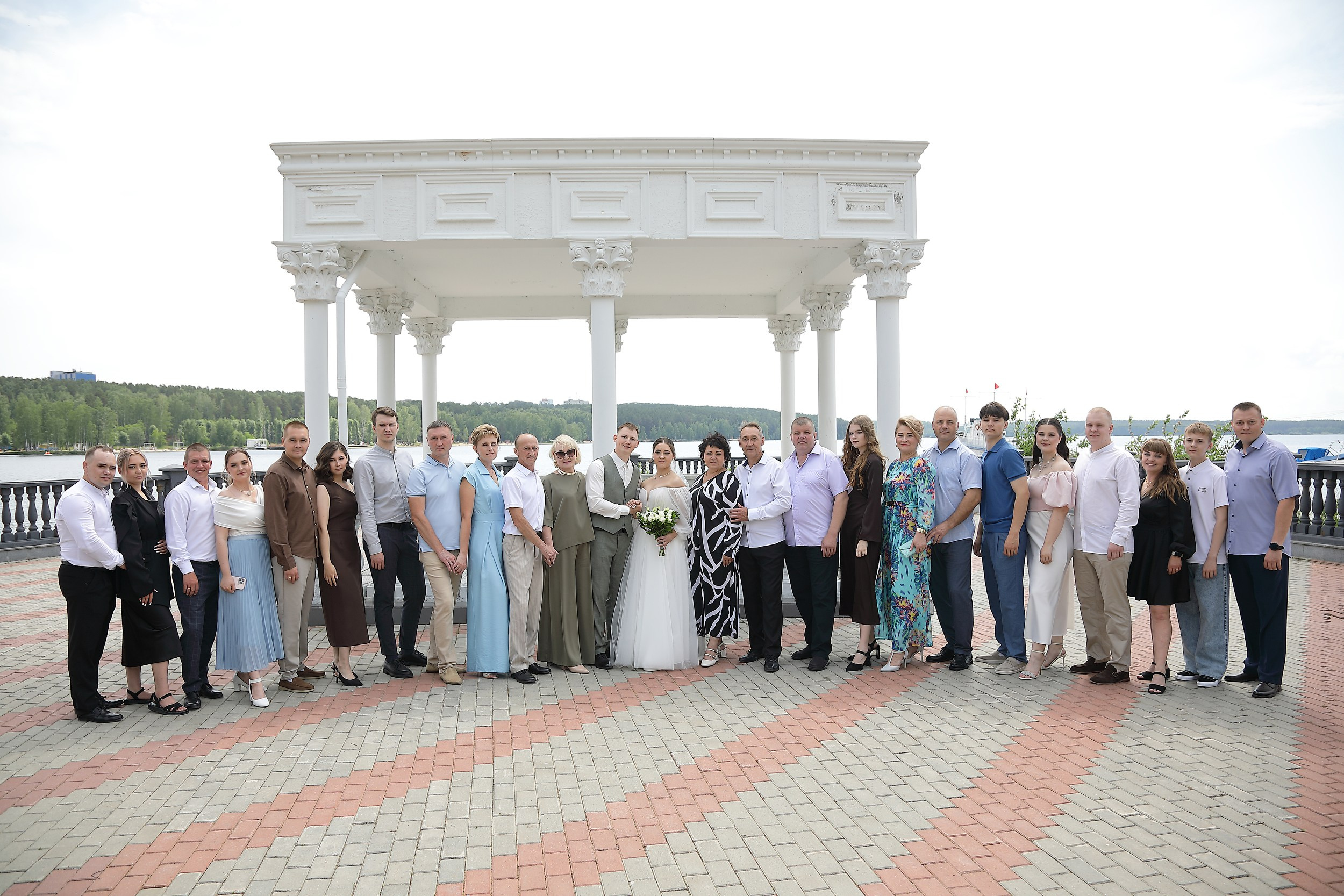 Роман и Софья. Свадебный и семейный фотограф и видеограф в Екатеринбурге Полянские Тимур и Анастасия