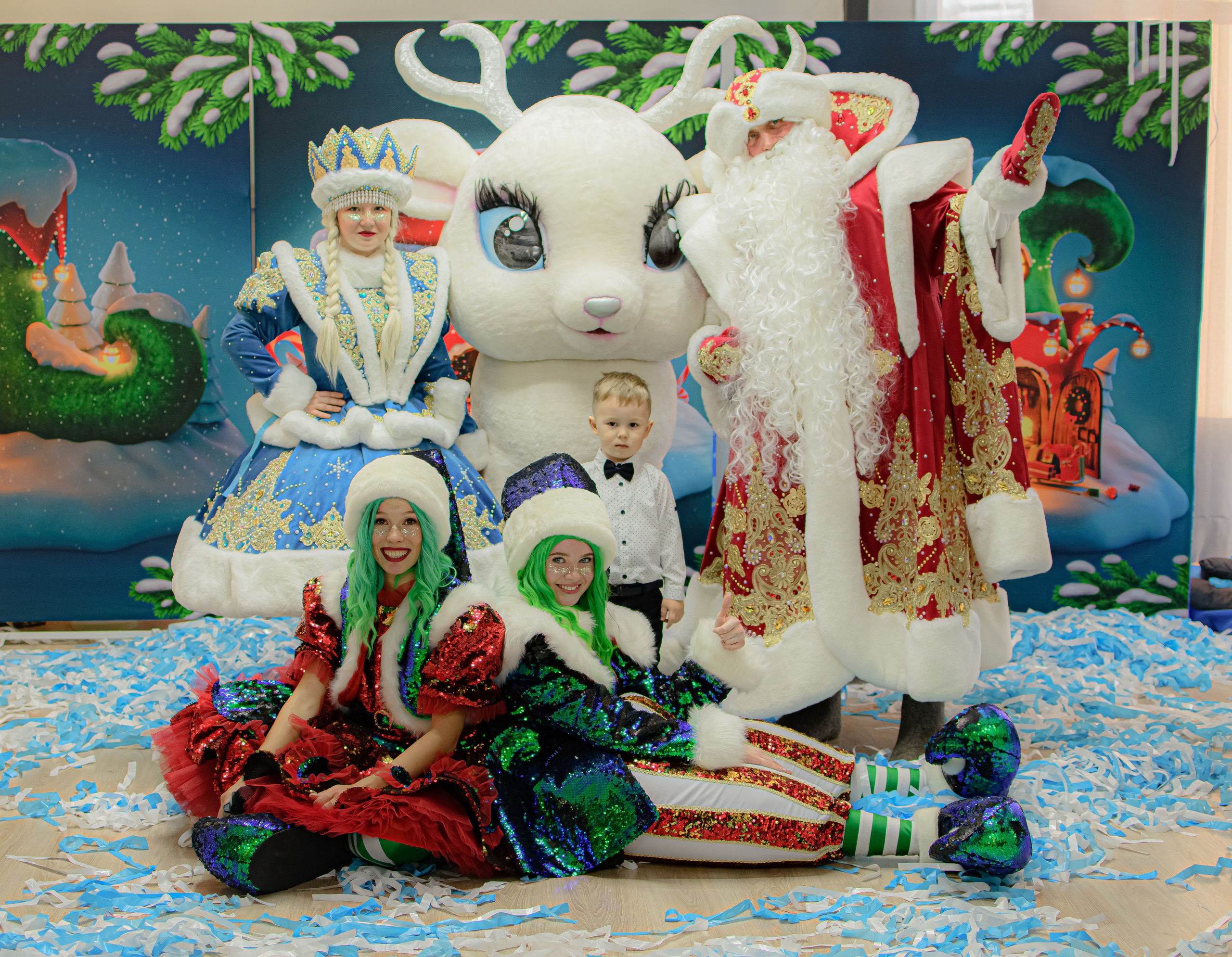 HAPPY NEW YEAR. Photokarish