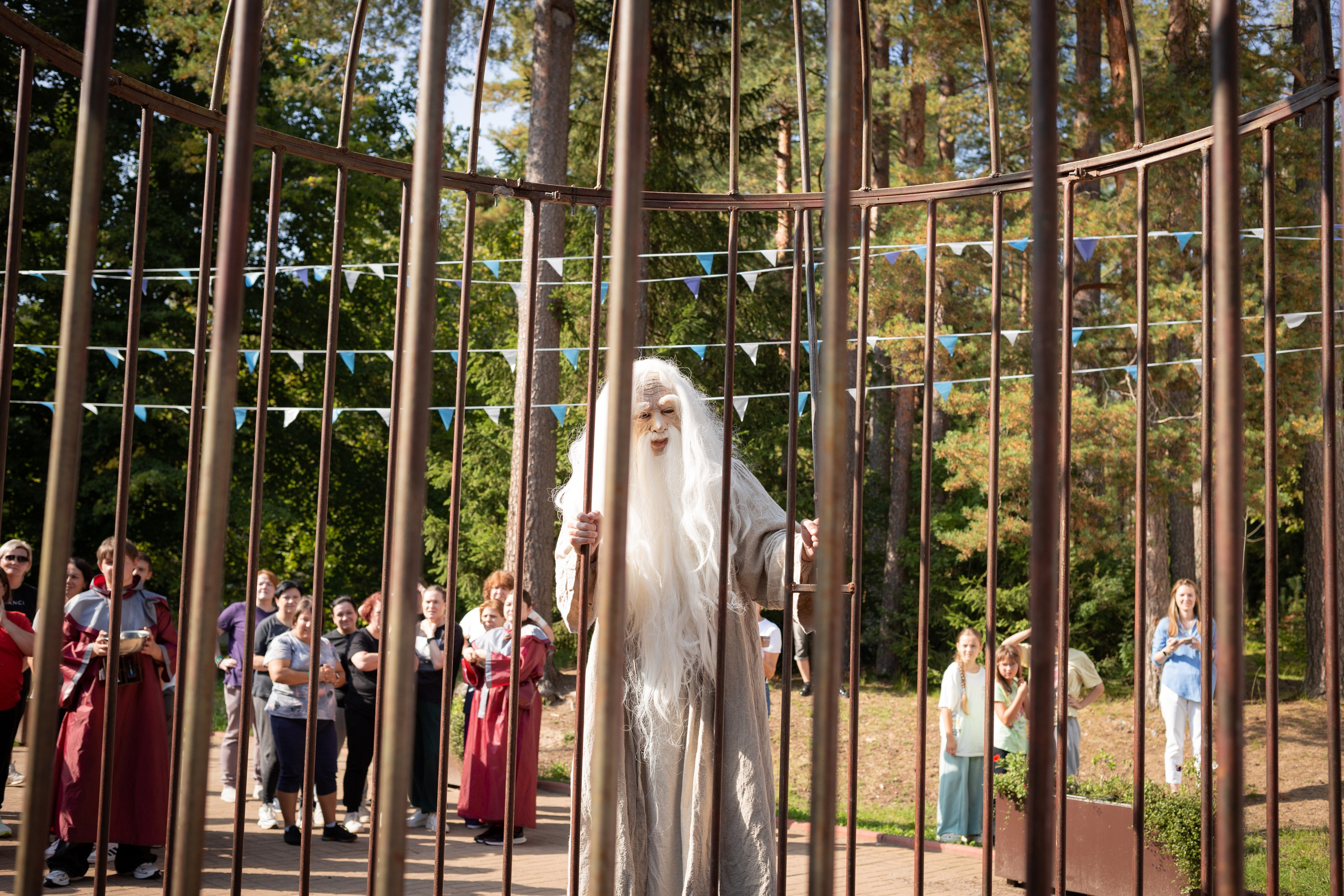 Фотосъемка Форт Боярд в СПБ, репортаж про корпоратив в стиле игры. Портретные фотосессии, контент-съемки, репортаж