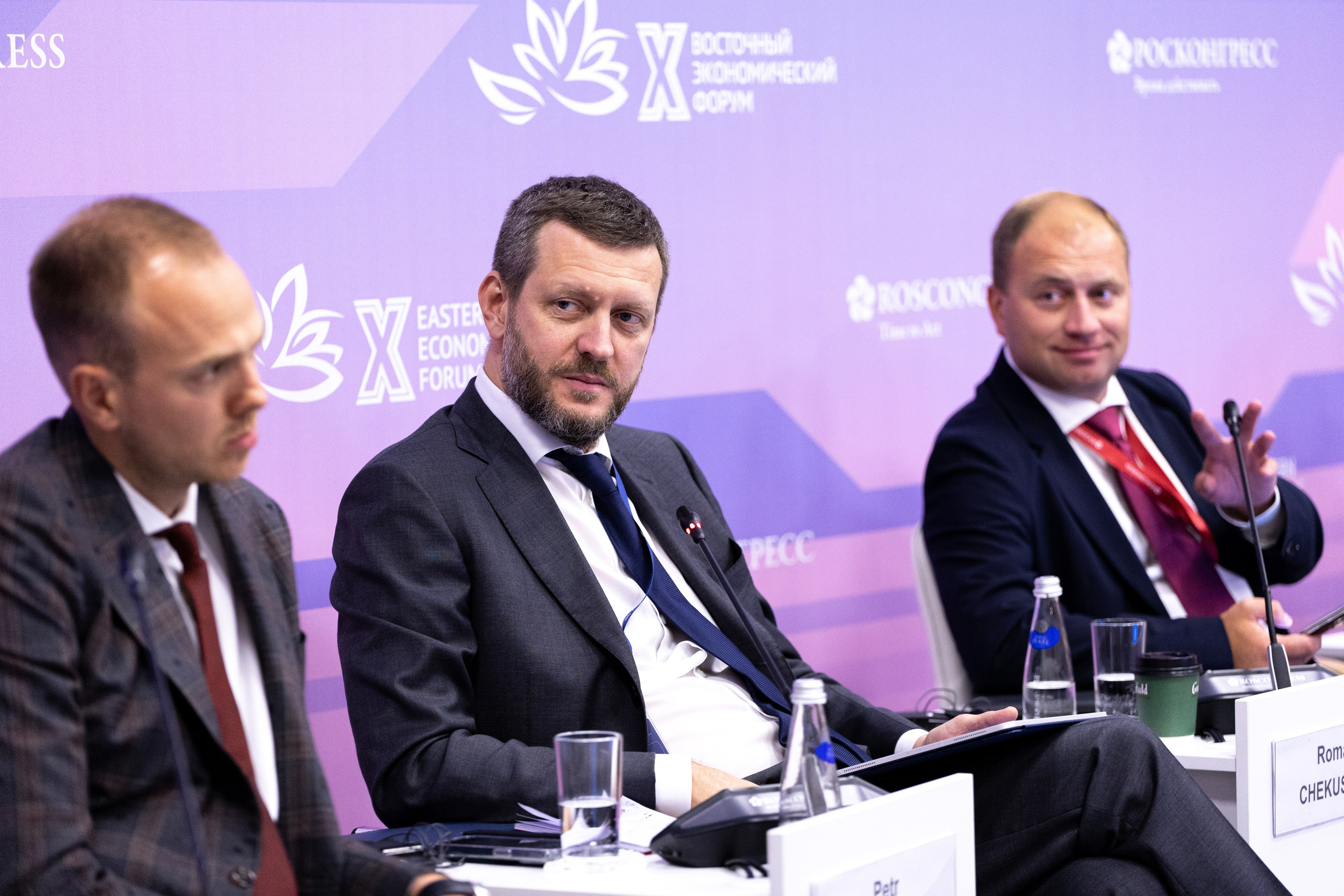 ВЭФ 2025. Олег Катакинов| Репортажный фотограф в городе у моря (Владивосток)