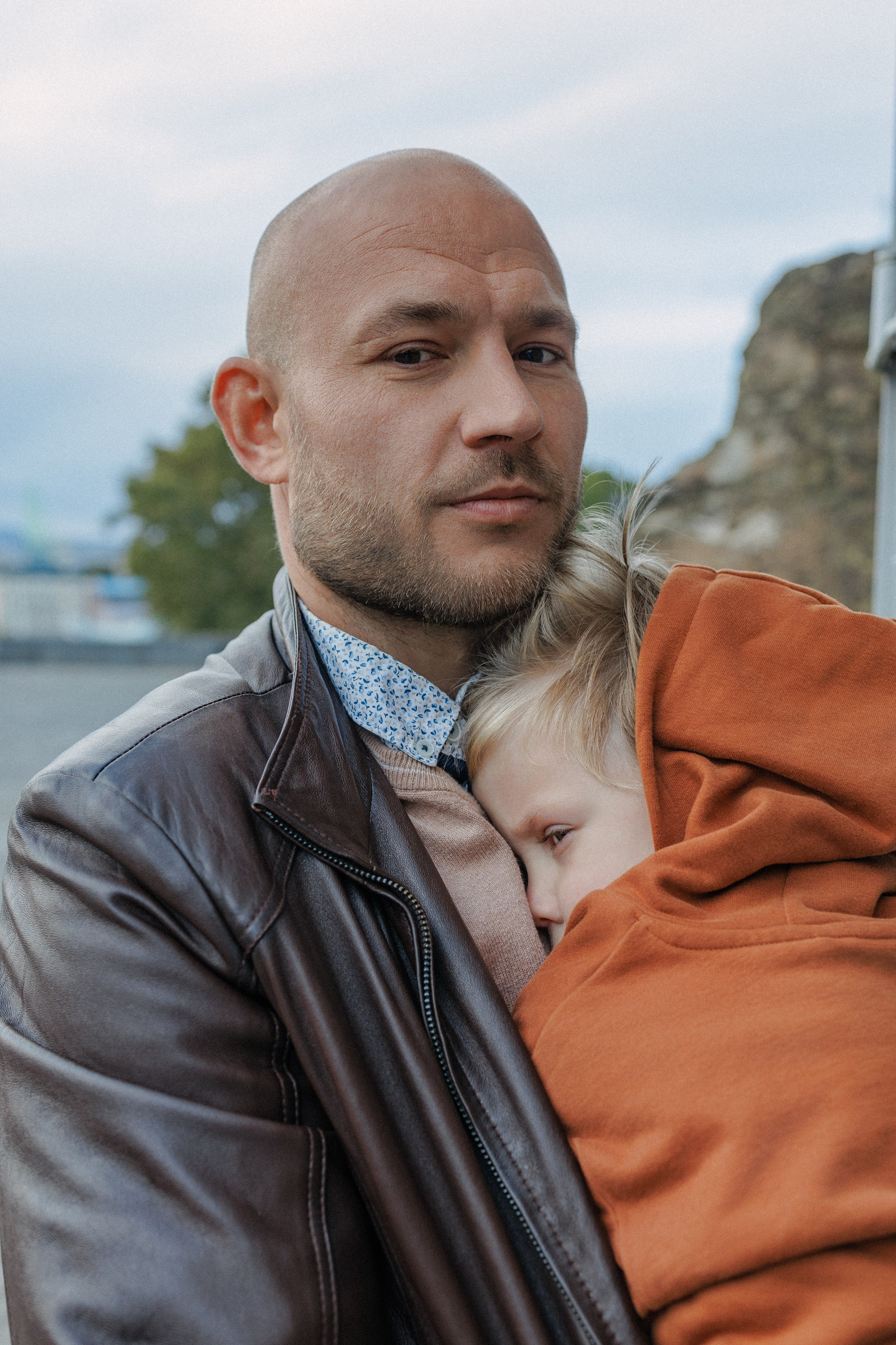 Family photoshoot in Tbilisi, Georgia. Fedor Lemeshko — Destination Wedding and Family Lifestyle photographer