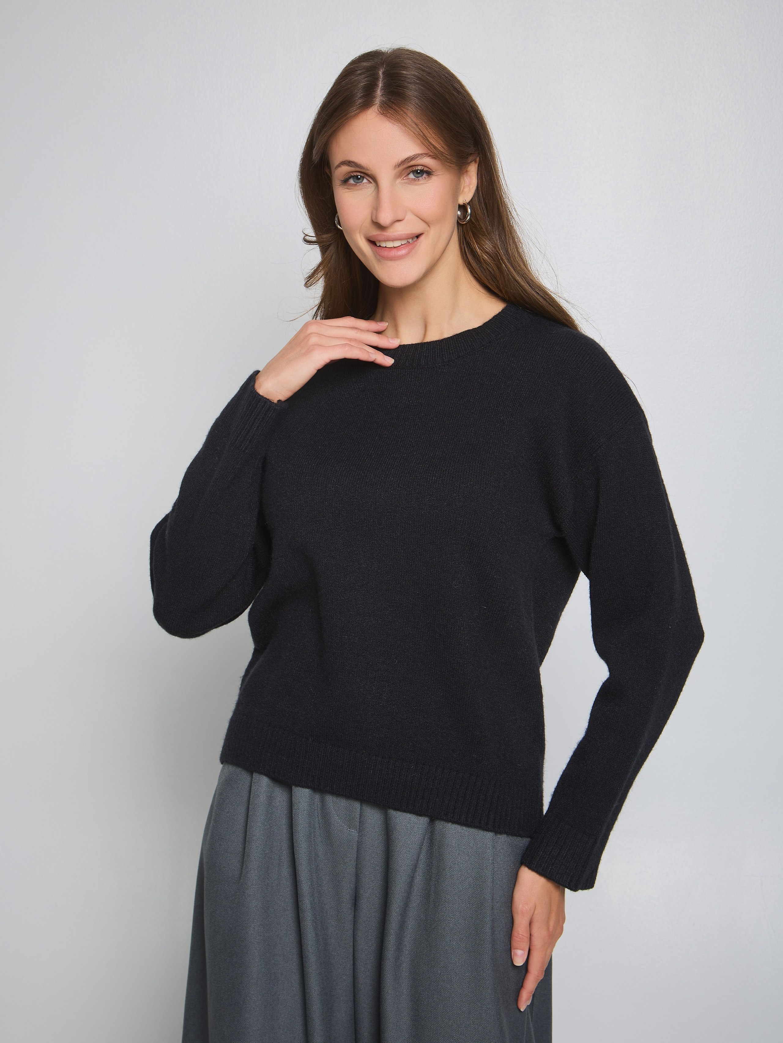 Одежда для маркетплейсов. Фотограф Руслан Потапов в Краснодаре