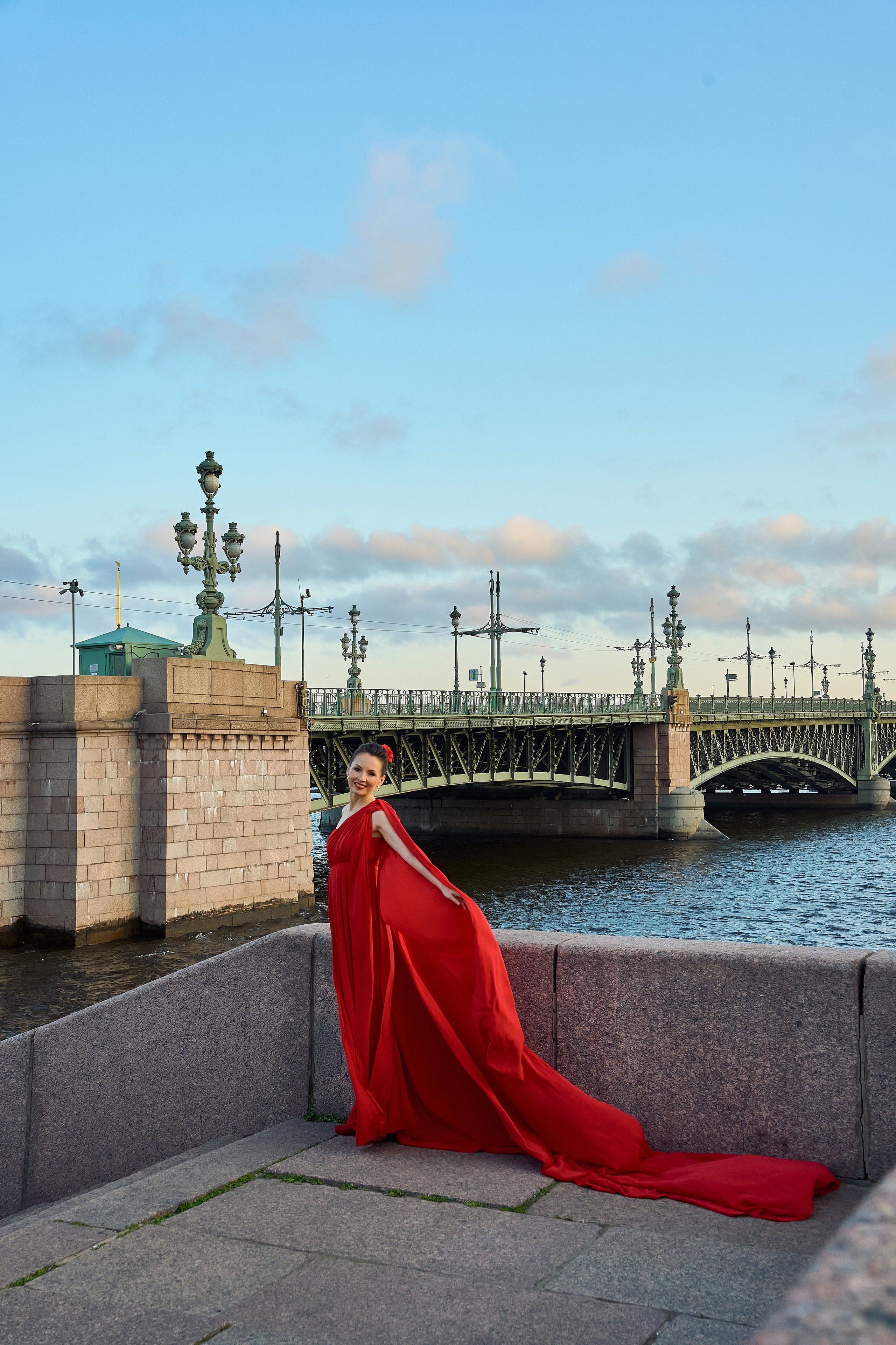 Irina. День рождения на рассвете в центре города Санкт-Петербург🕊️. Фотограф Natalya Litvinova