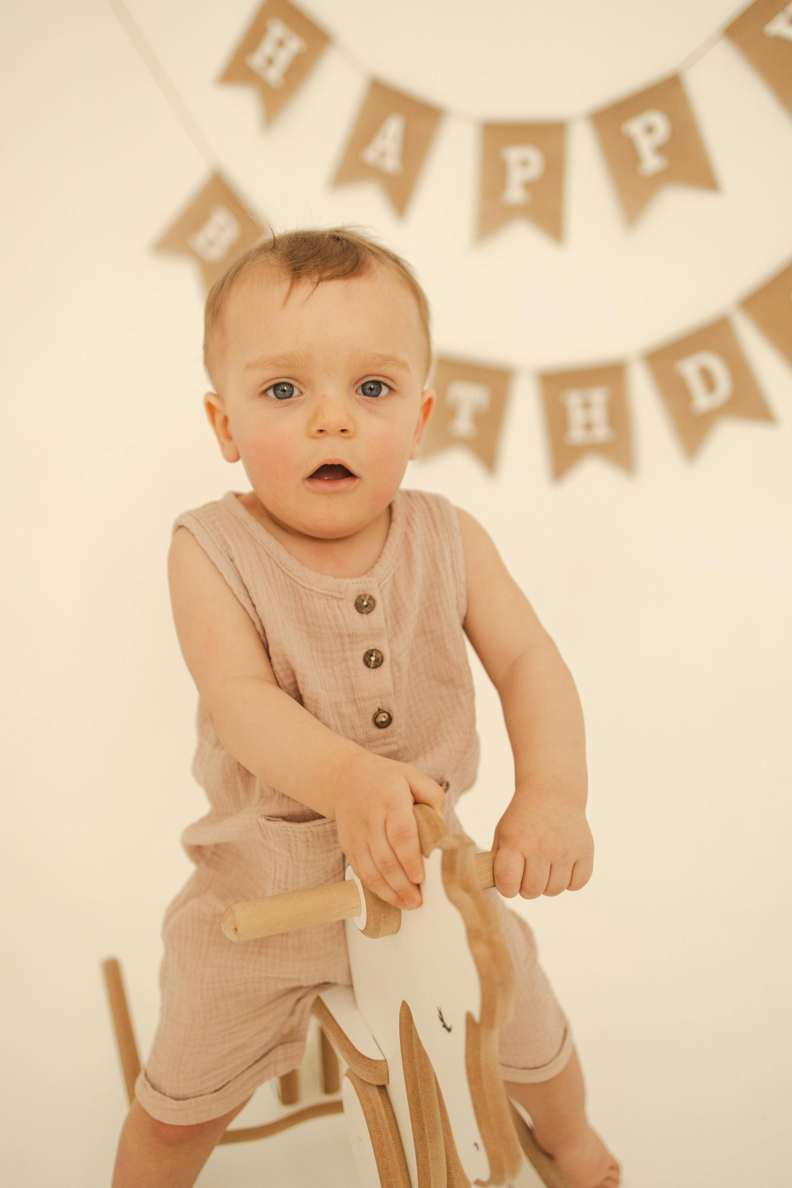 Тимоше 1 год. Фотограф в Иркутске Тома Кабанова