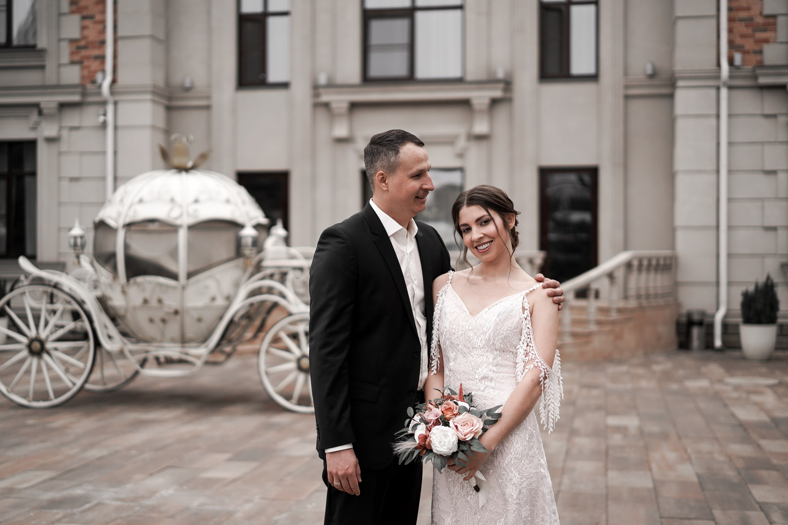 Свадебная фотосессия в Графском парке. Ростов-на-Дону. Свадебный фотограф в Ростове-на-Дону. Таинство Крещения и Венчания, семейные фотосессии. Алёна Чёботова