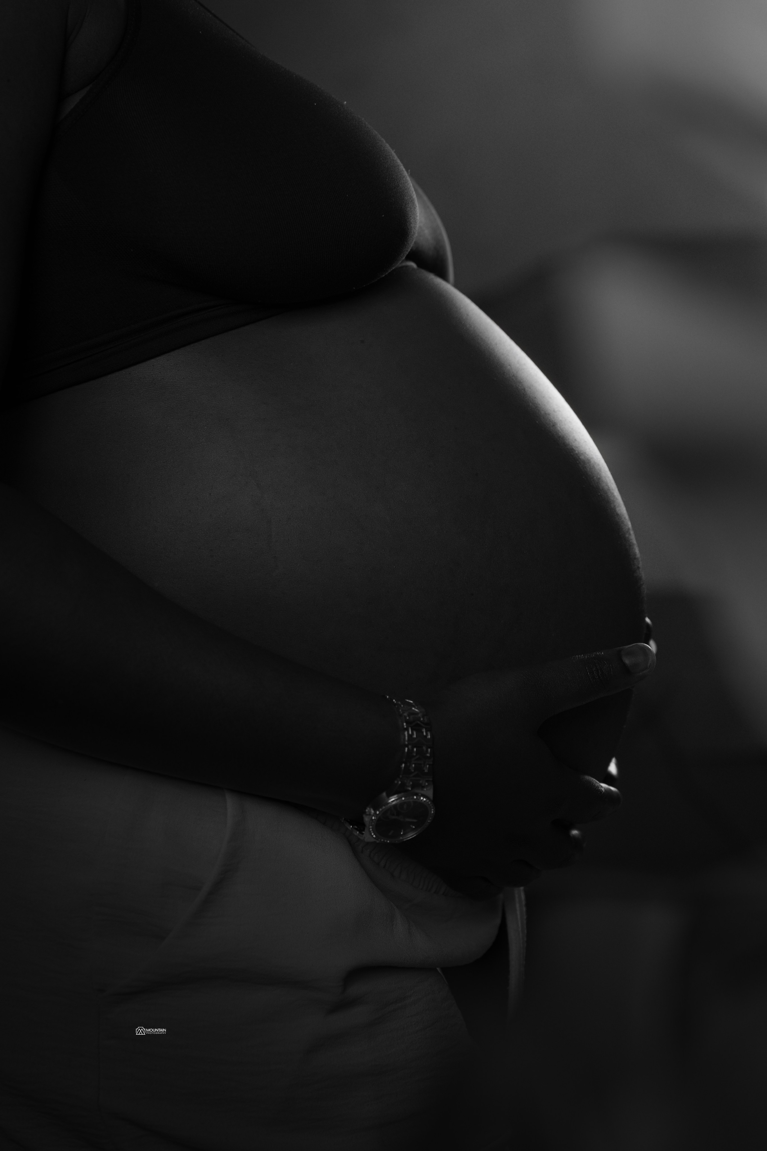 Maternity Photoshoot. Я занимаюсь событийной, свадебной, товарной, студийной… фотографией