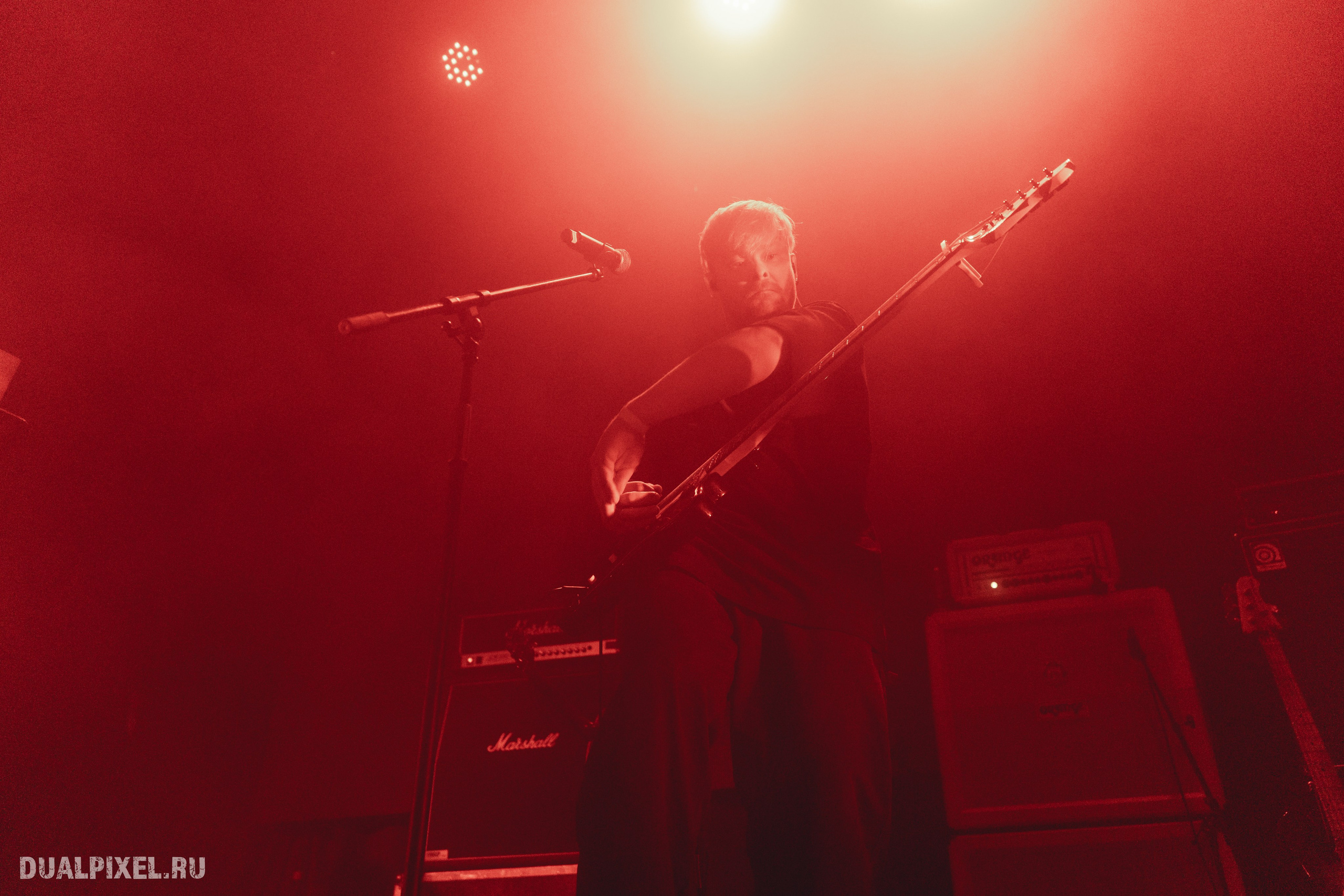 DenDerty концерт в Москве 30.03.2025. Магия музыки в кадре: Концертная Фотография