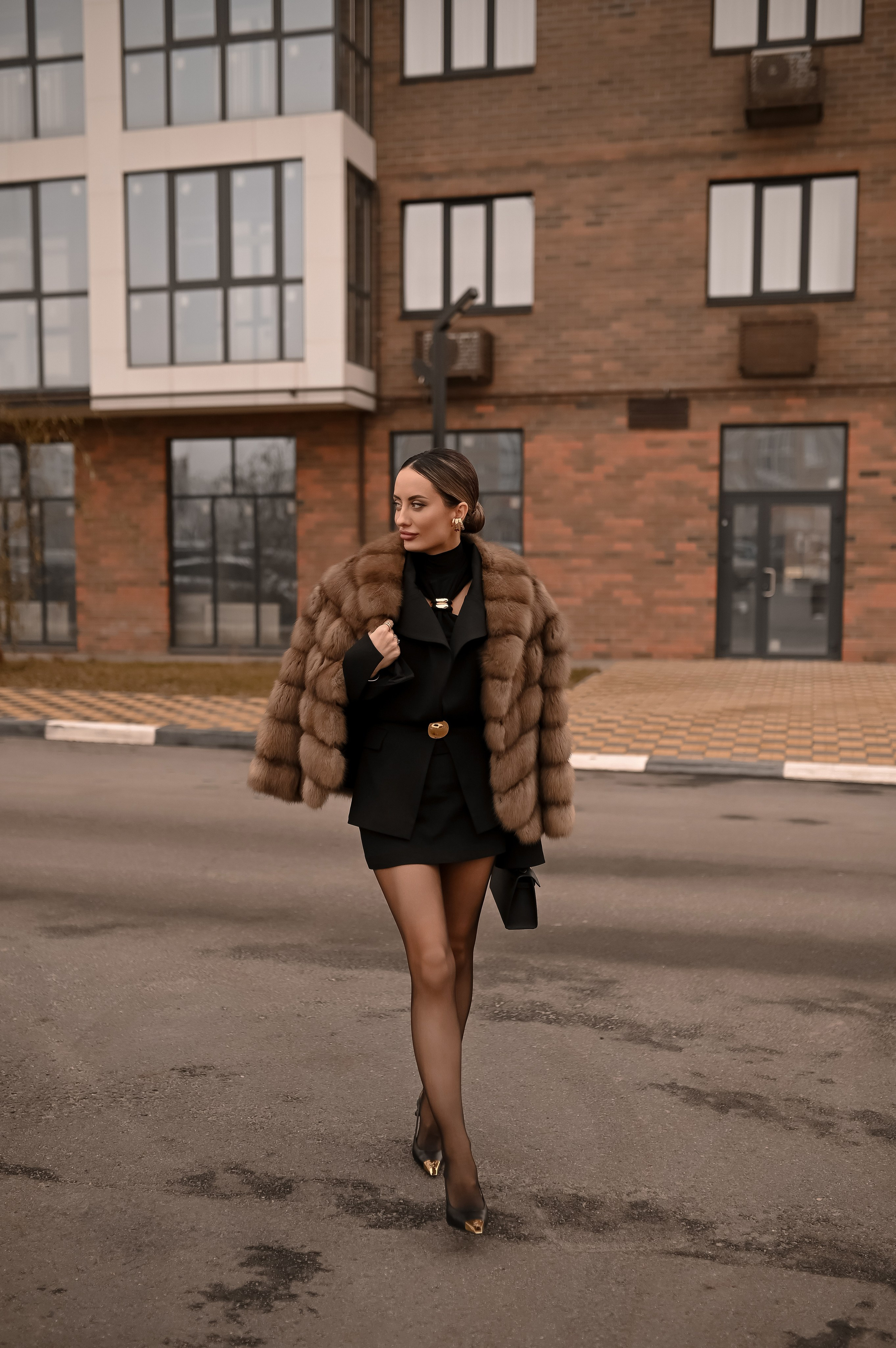 Лилия. Твой личный проводник к красивым фотографиям в Старом Осколе