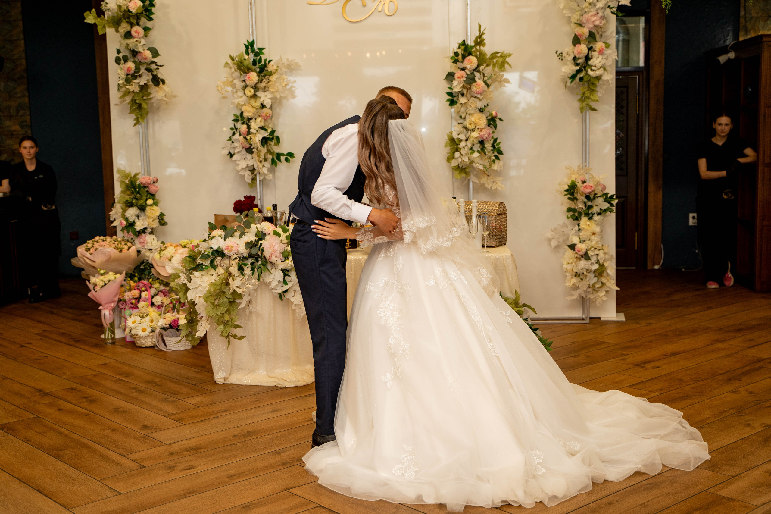 Данил и Анастасия. Видеосьемка, фотосьемка свадеб, юбилеев, утренников в Краснодарском кр