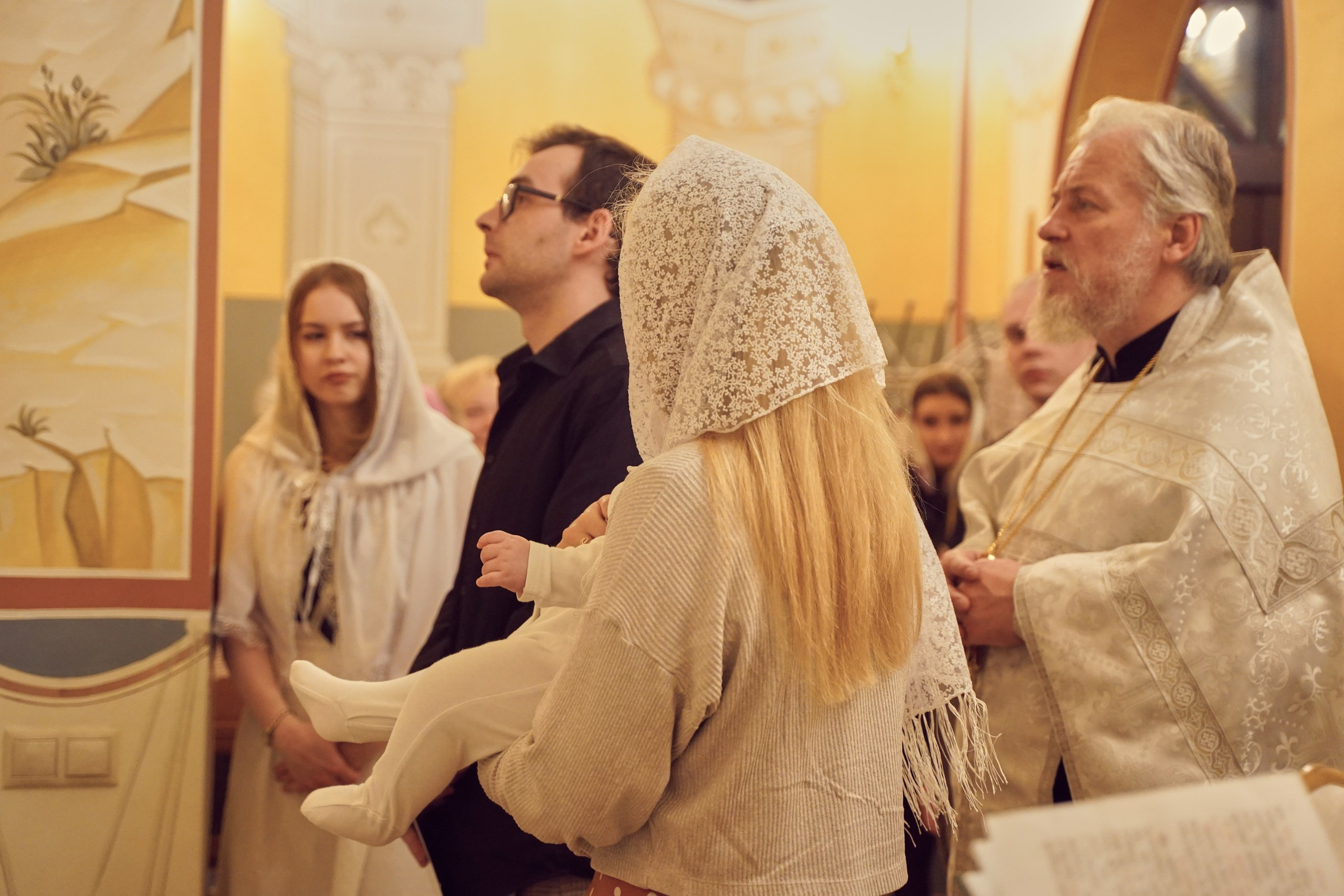 Храм Смоленской иконы Божией Матери. Фотосъемка крещения. Крестины. Портретный фотограф в Москве Елена Капралова