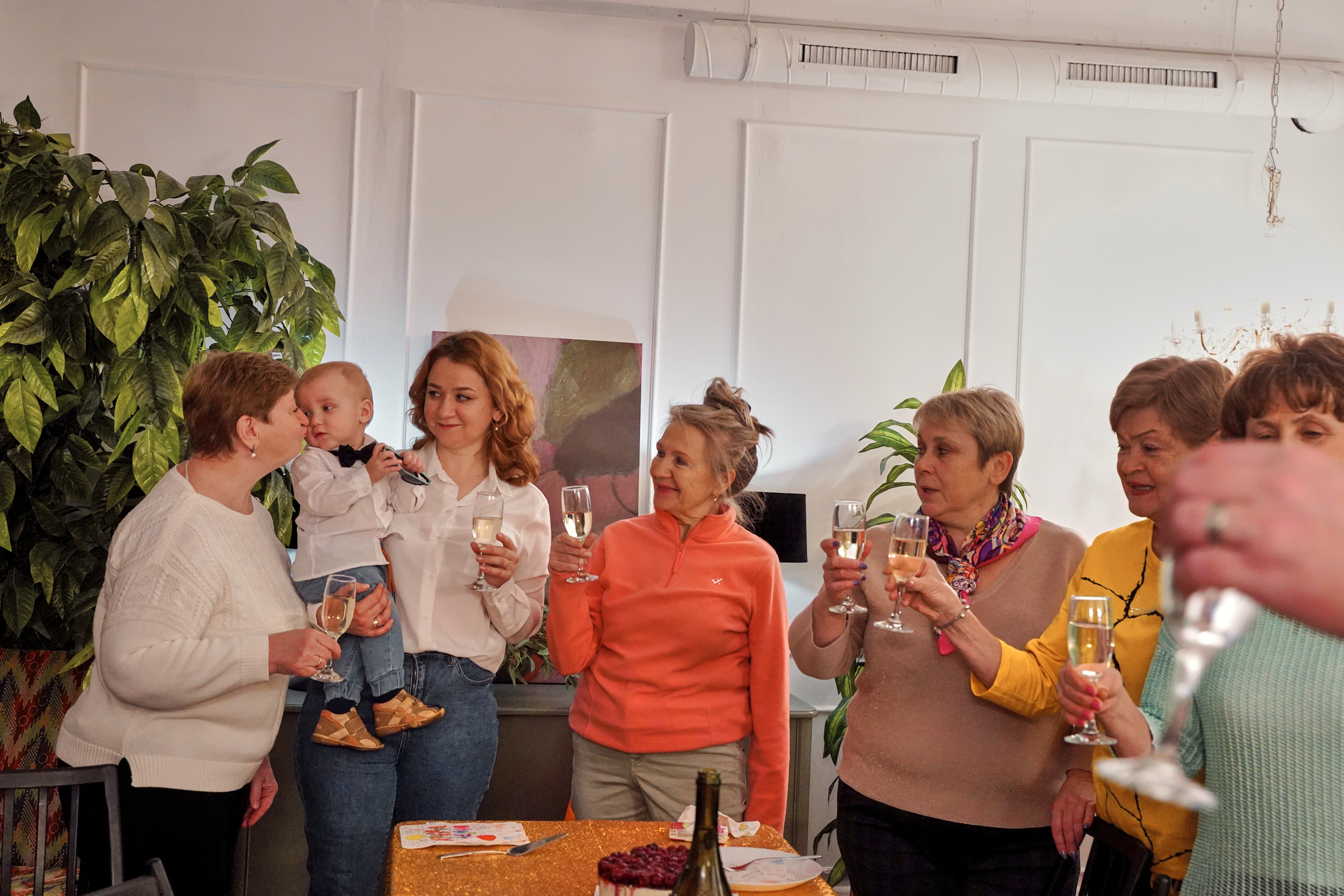 Годовасие малыша. Первый день рождения ребенка. Фотограф на праздник. Портретный фотограф в Москве Елена Капралова