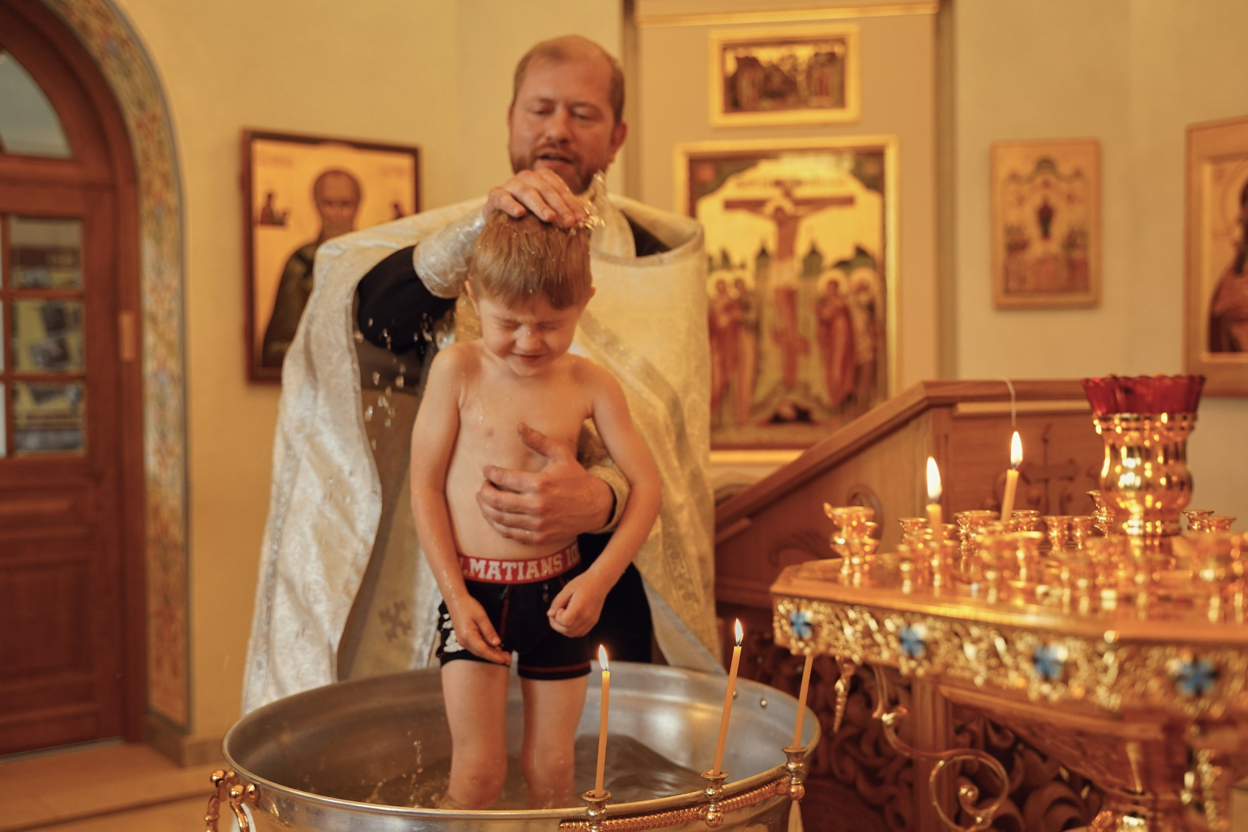 Храм Рождества Пресвятой Богородицы в Крылатском. Портретный фотограф в Москве Елена Капралова