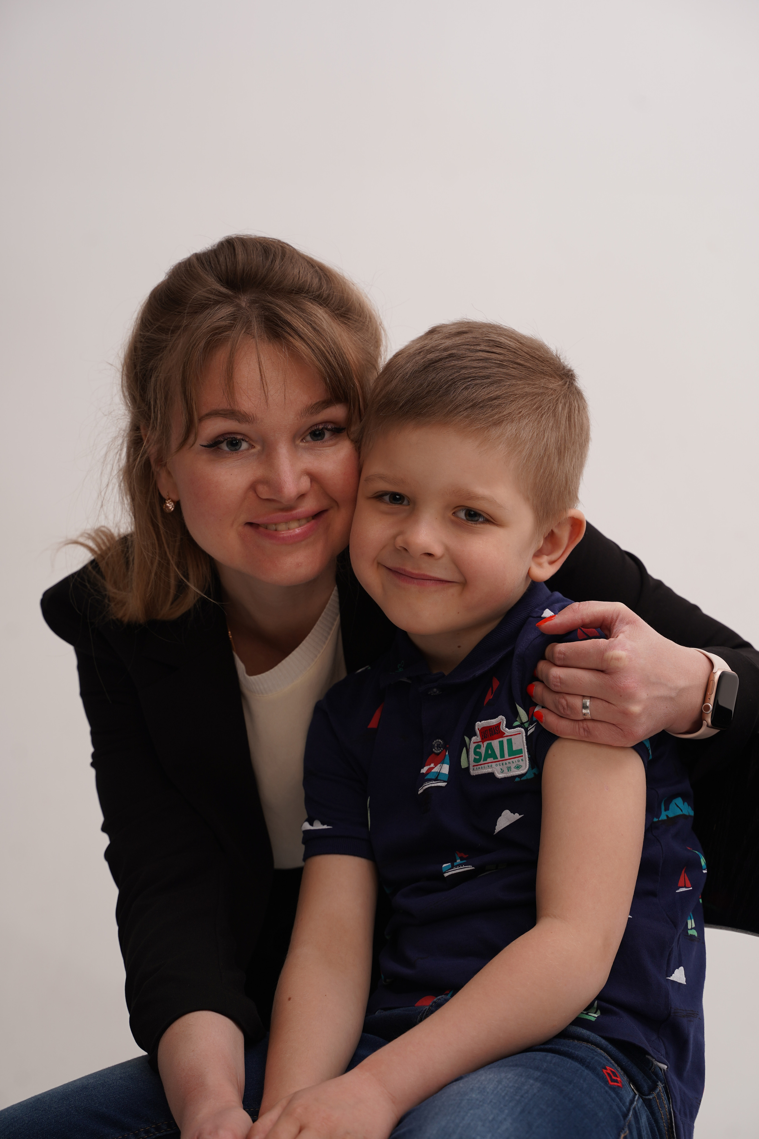 Семейная фотосессия. Фотосъемка ЛавСтори. Фотосессия для двоих. Портретный фотограф в Москве Елена Капралова