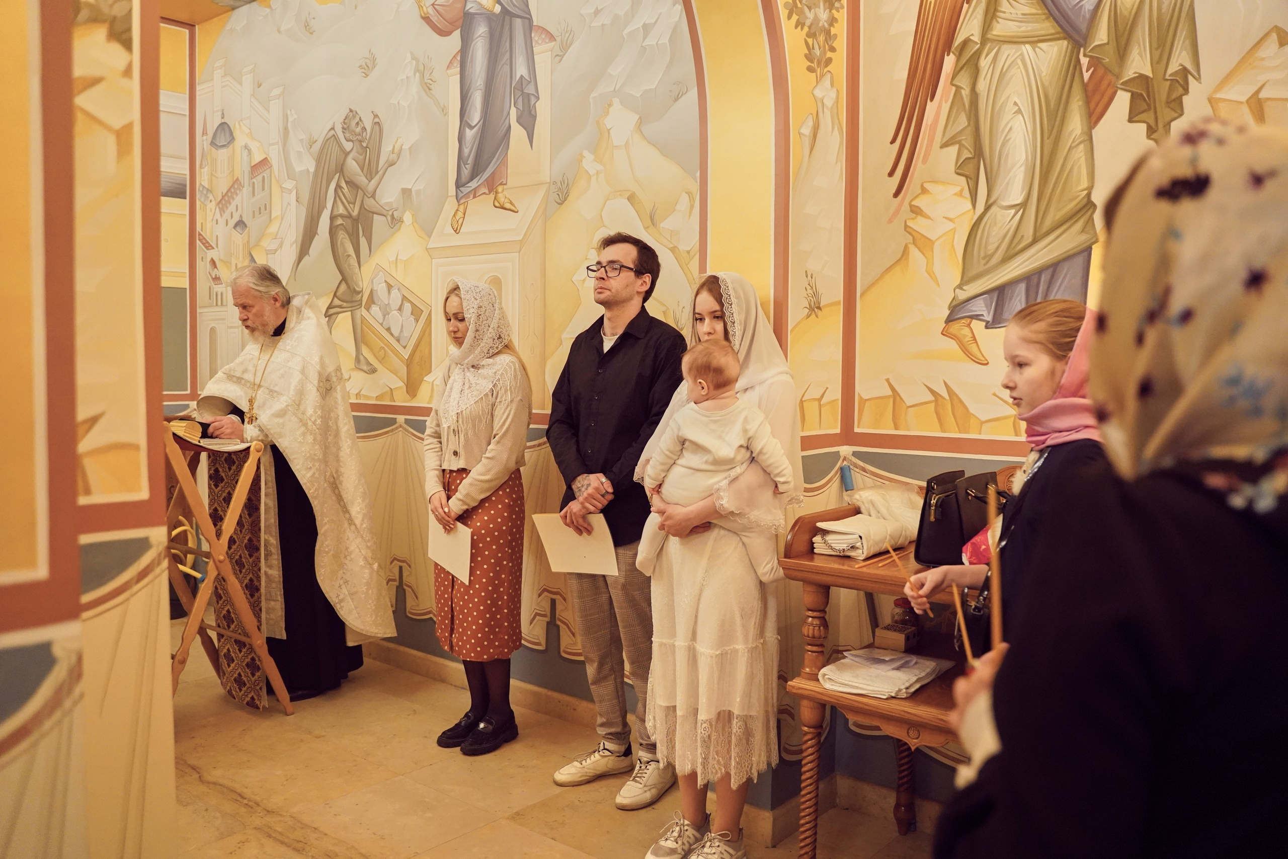 Храм Смоленской иконы Божией Матери. Фотосъемка крещения. Крестины. Портретный фотограф в Москве Елена Капралова