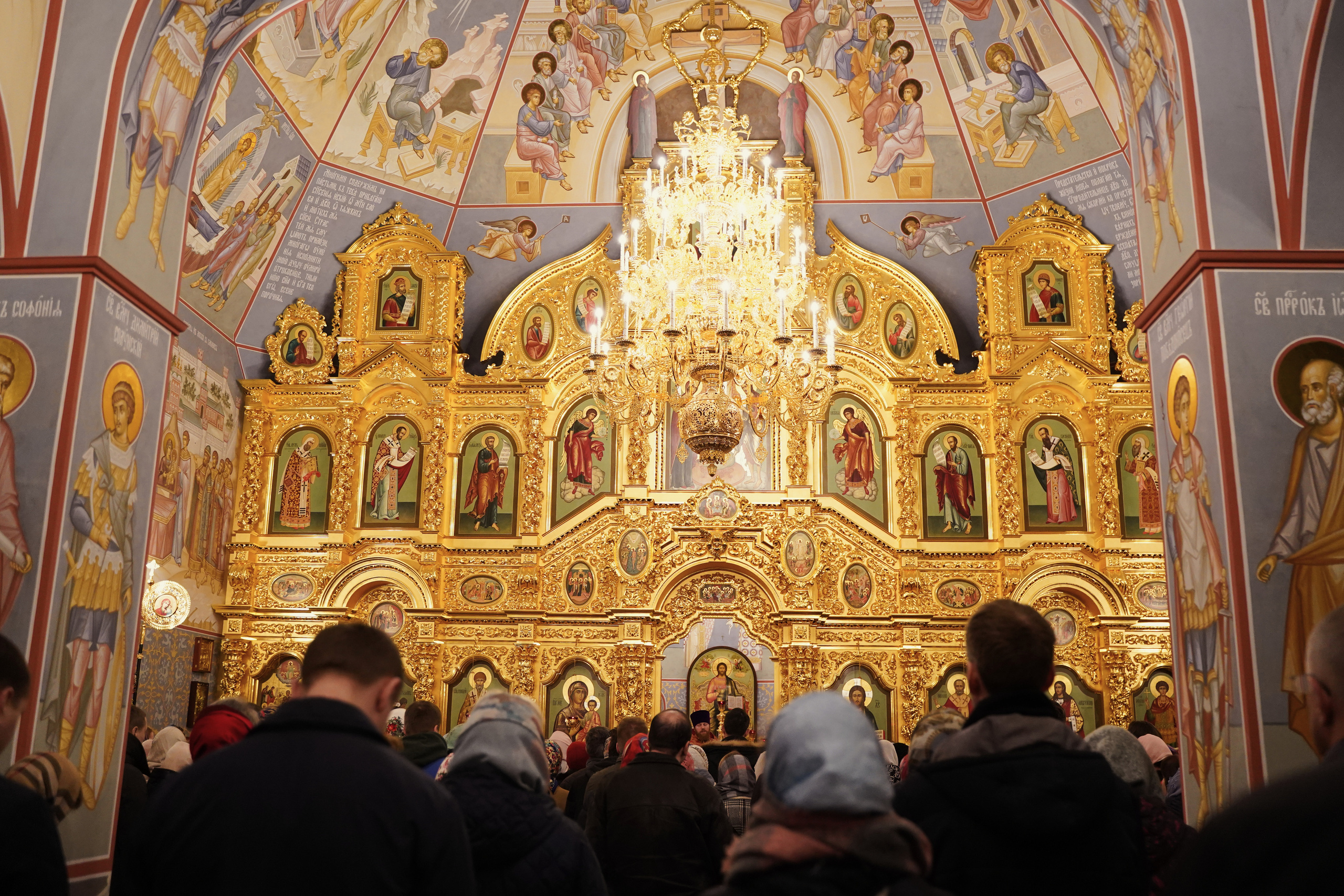 Храм Смоленской иконы Божией Матери. Пасхальное богослужение. Портретный фотограф в Москве Елена Капралова