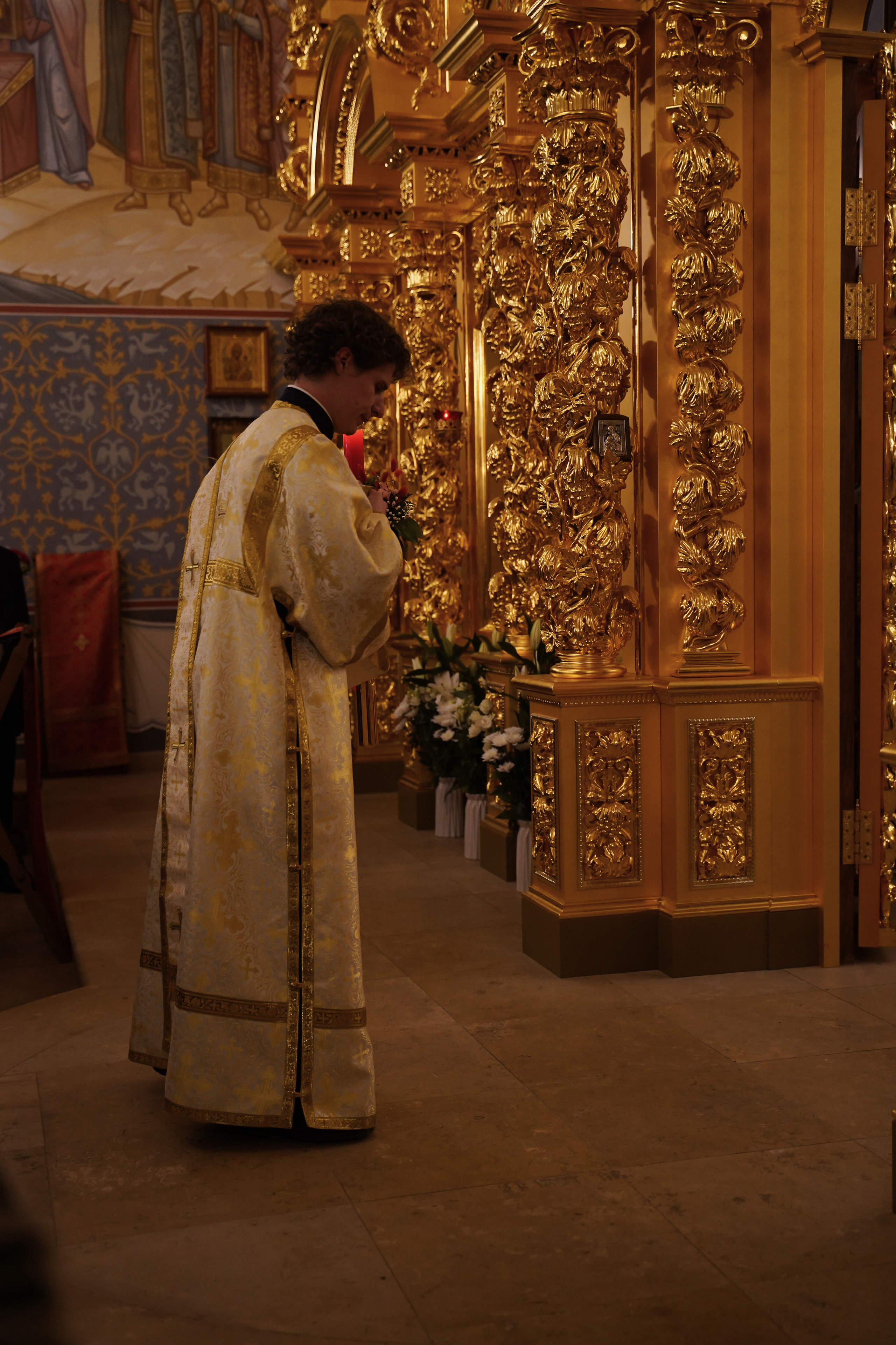 Храм Смоленской иконы Божией Матери. Пасхальное богослужение. Портретный фотограф в Москве Елена Капралова