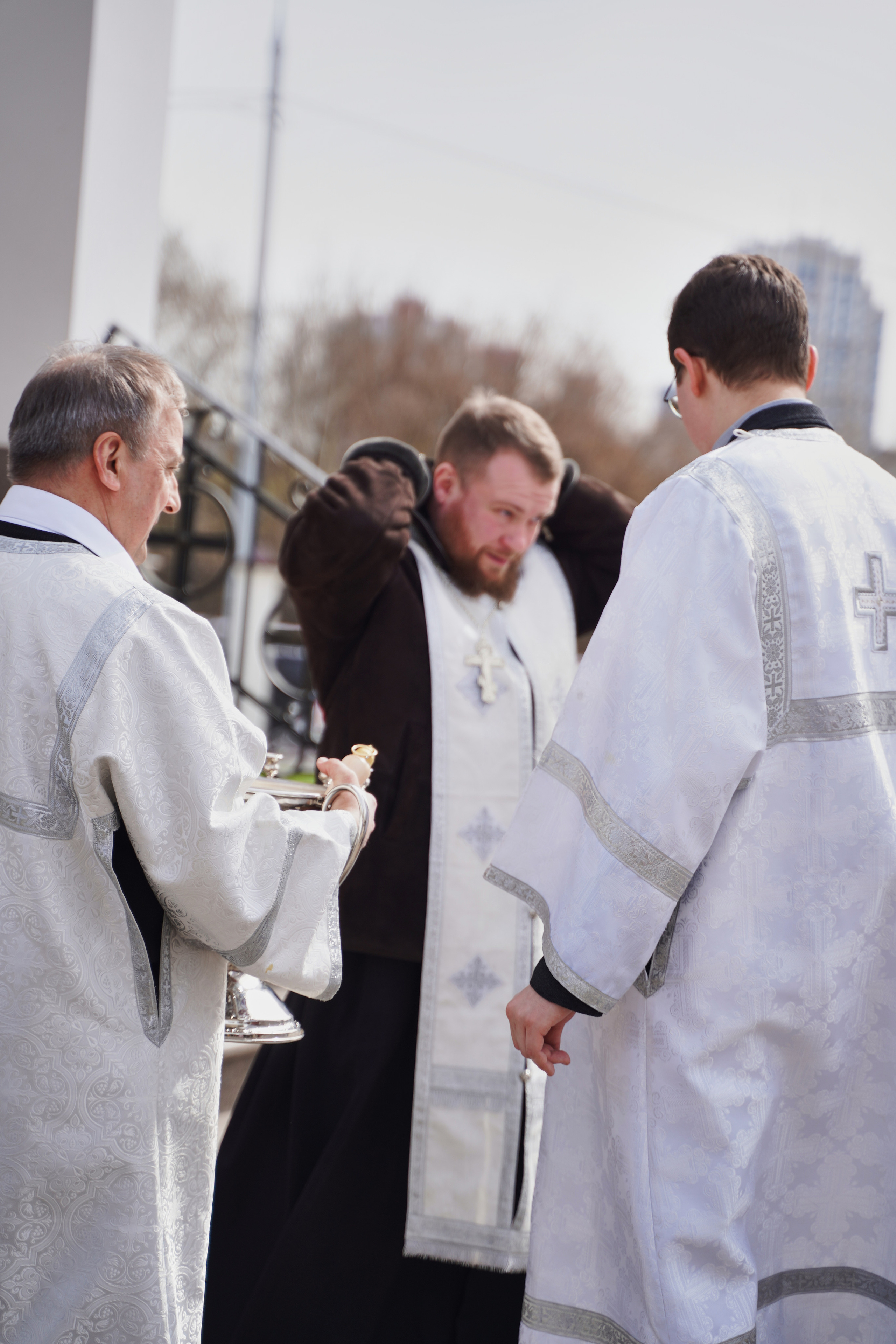 Храм Смоленской иконы Божией Матери. Освящение куличей, пасох и яиц. Портретный фотограф в Москве Елена Капралова