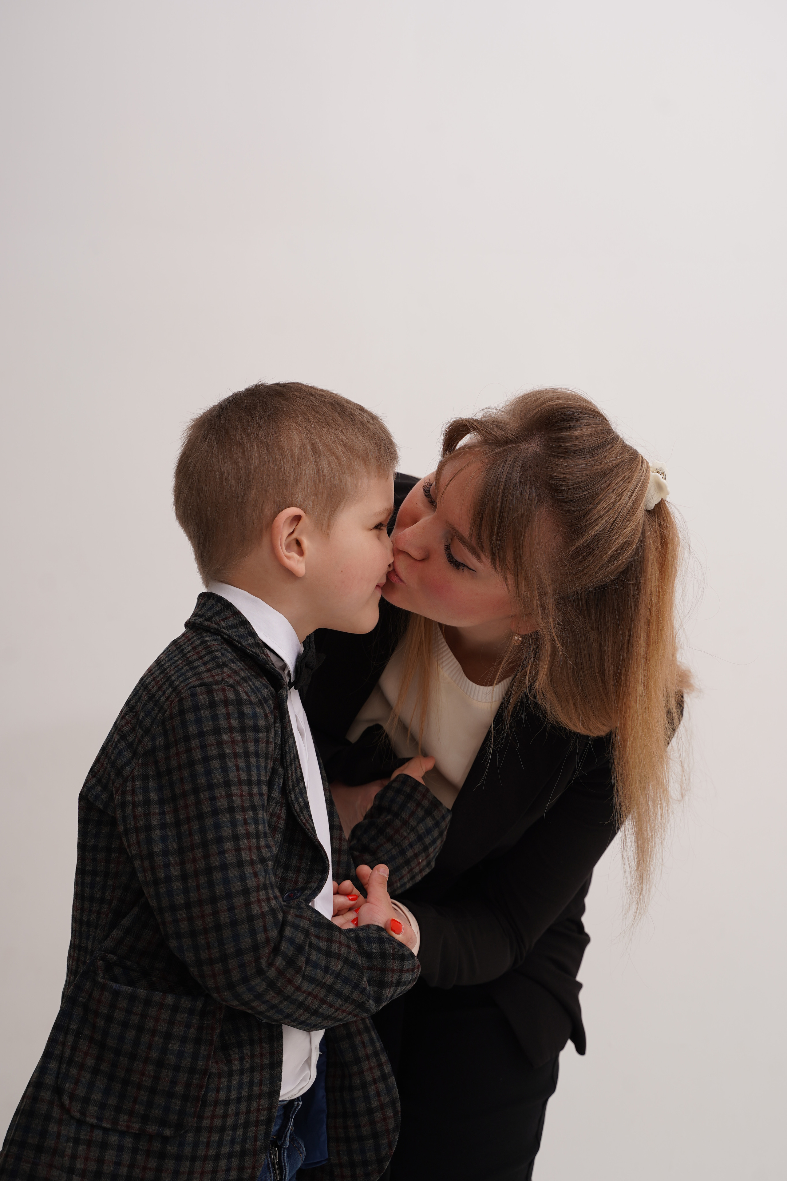 Семейная фотосессия. Фотосъемка ЛавСтори. Фотосессия для двоих. Портретный фотограф в Москве Елена Капралова