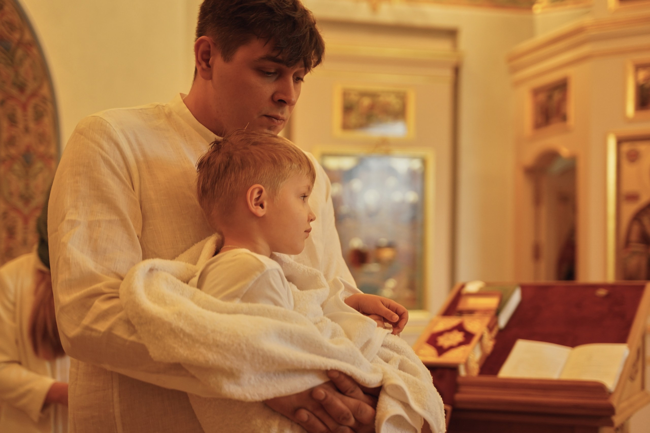 Храм Рождества Пресвятой Богородицы в Крылатском. Портретный фотограф в Москве Елена Капралова