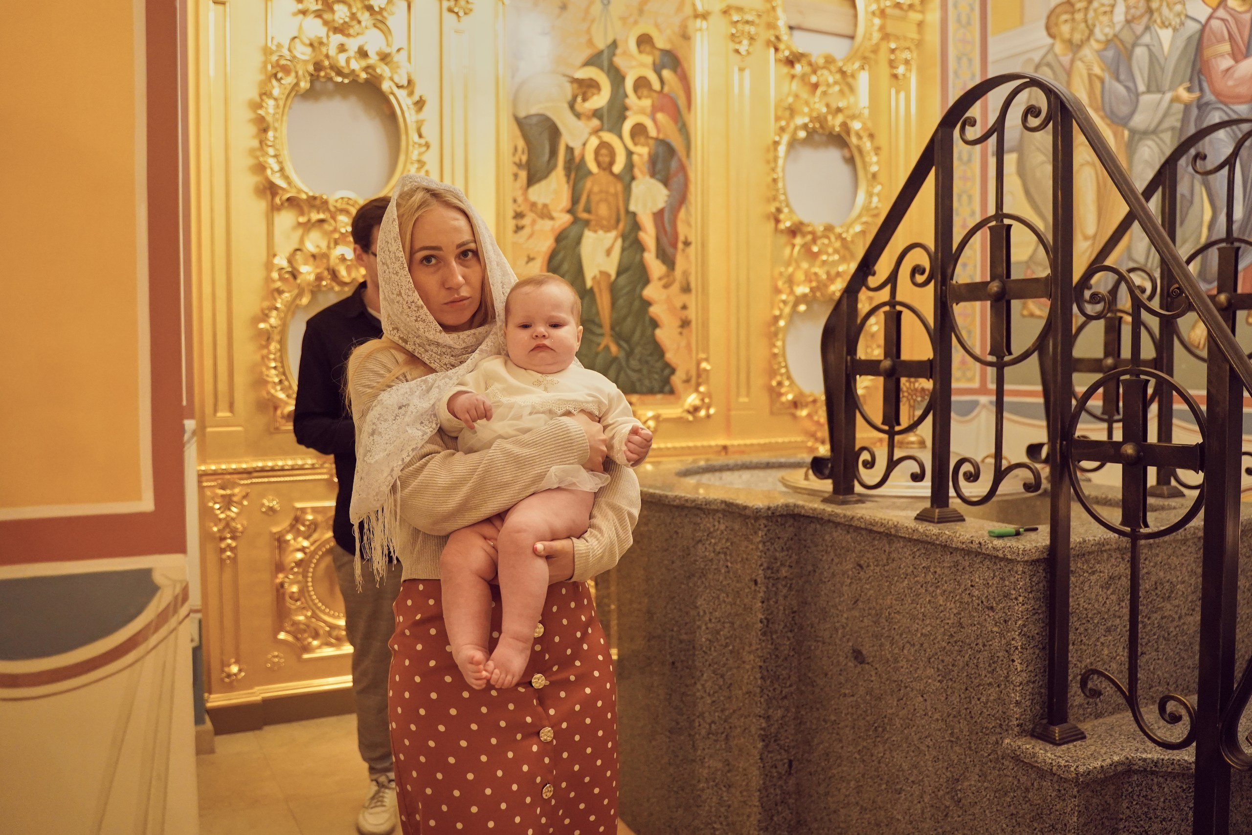 Храм Смоленской иконы Божией Матери. Фотосъемка крещения. Крестины. Портретный фотограф в Москве Елена Капралова