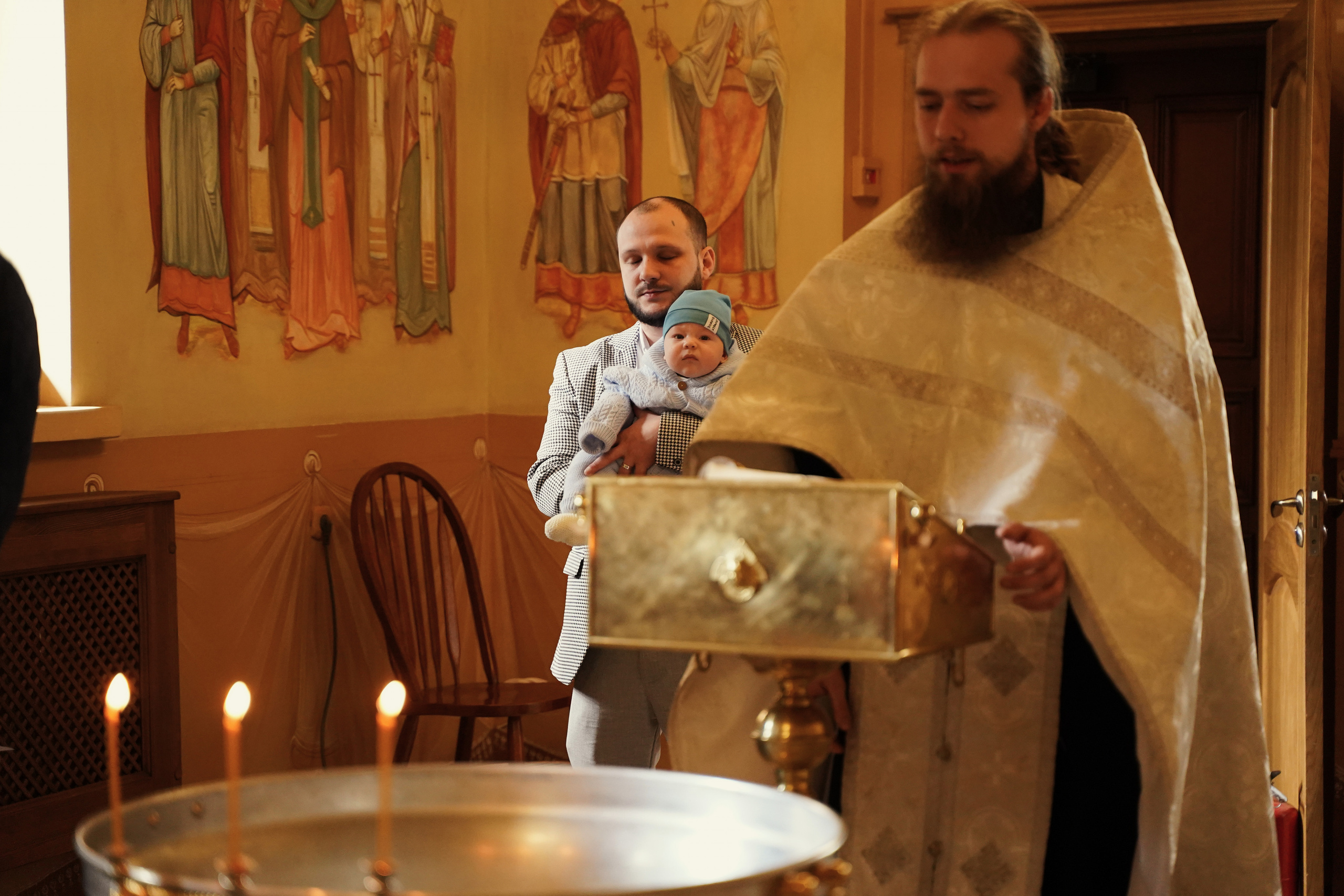 Храм Успения Пресвятой Богородицы в Гончарах.Крещение ребенка.Крестины. Портретный фотограф в Москве Елена Капралова