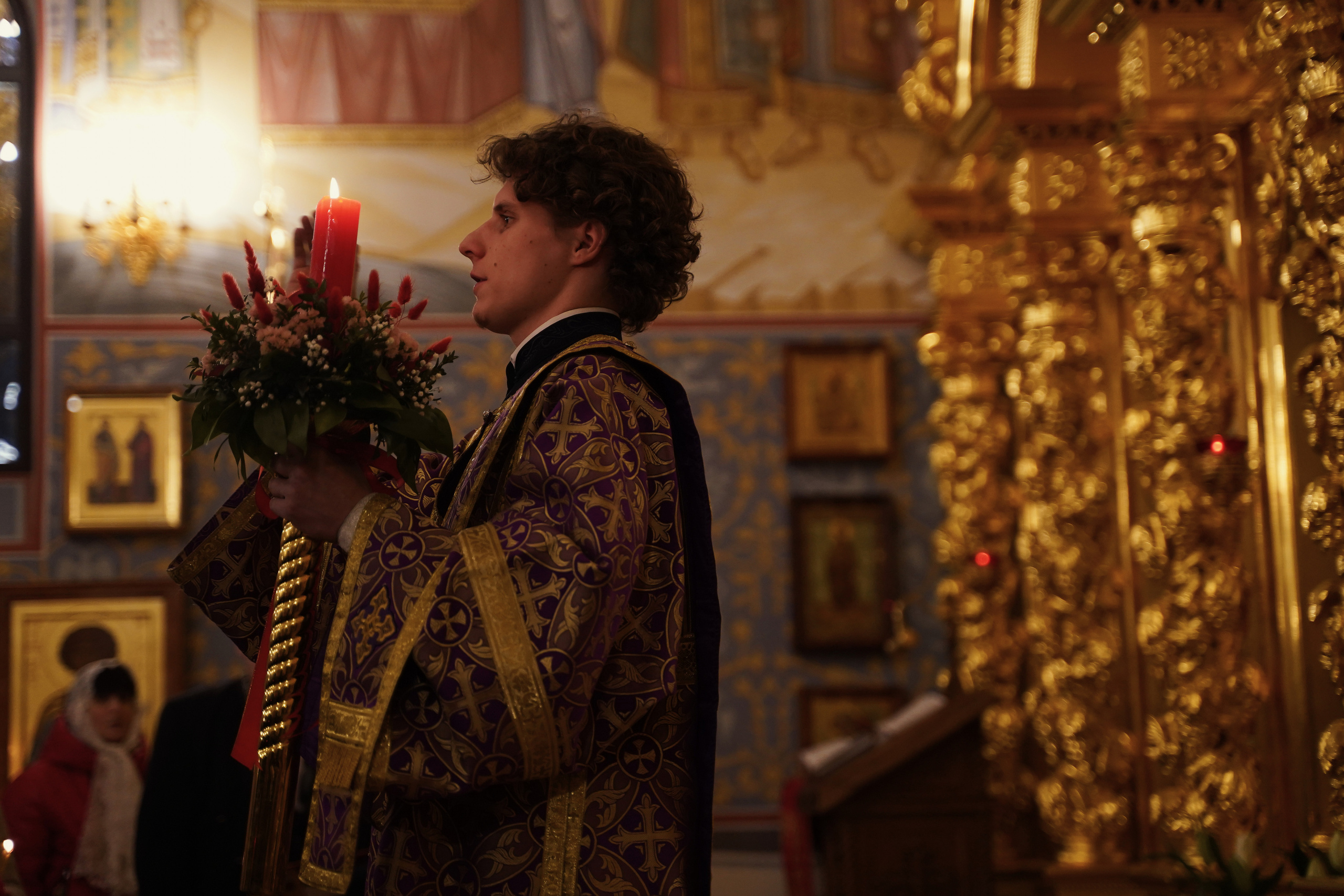 Храм Смоленской иконы Божией Матери. Пасхальное богослужение. Портретный фотограф в Москве Елена Капралова